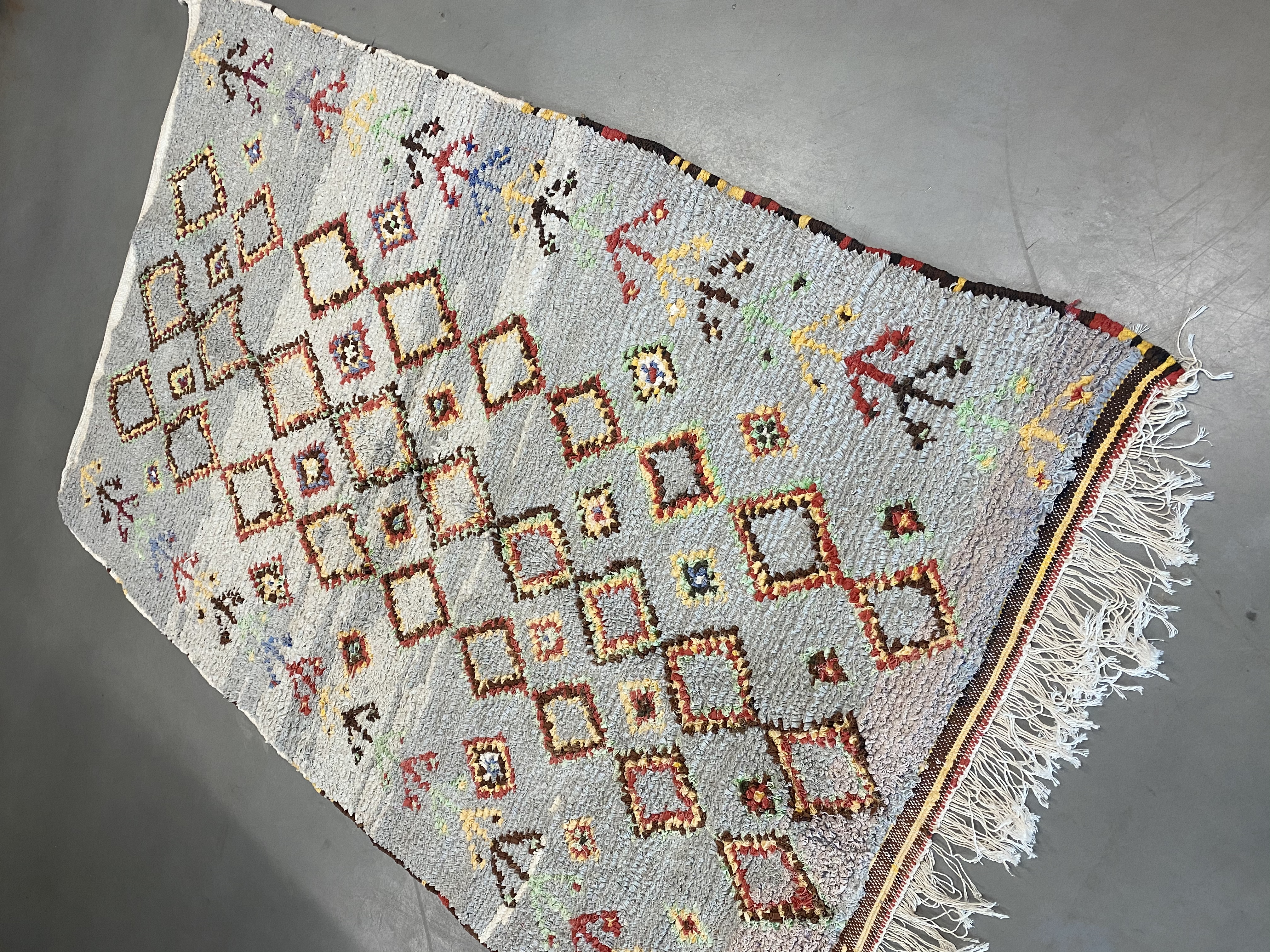 Boucherouite Rag Rug 214 x 135 - Moroccan Beni Ouarain rug