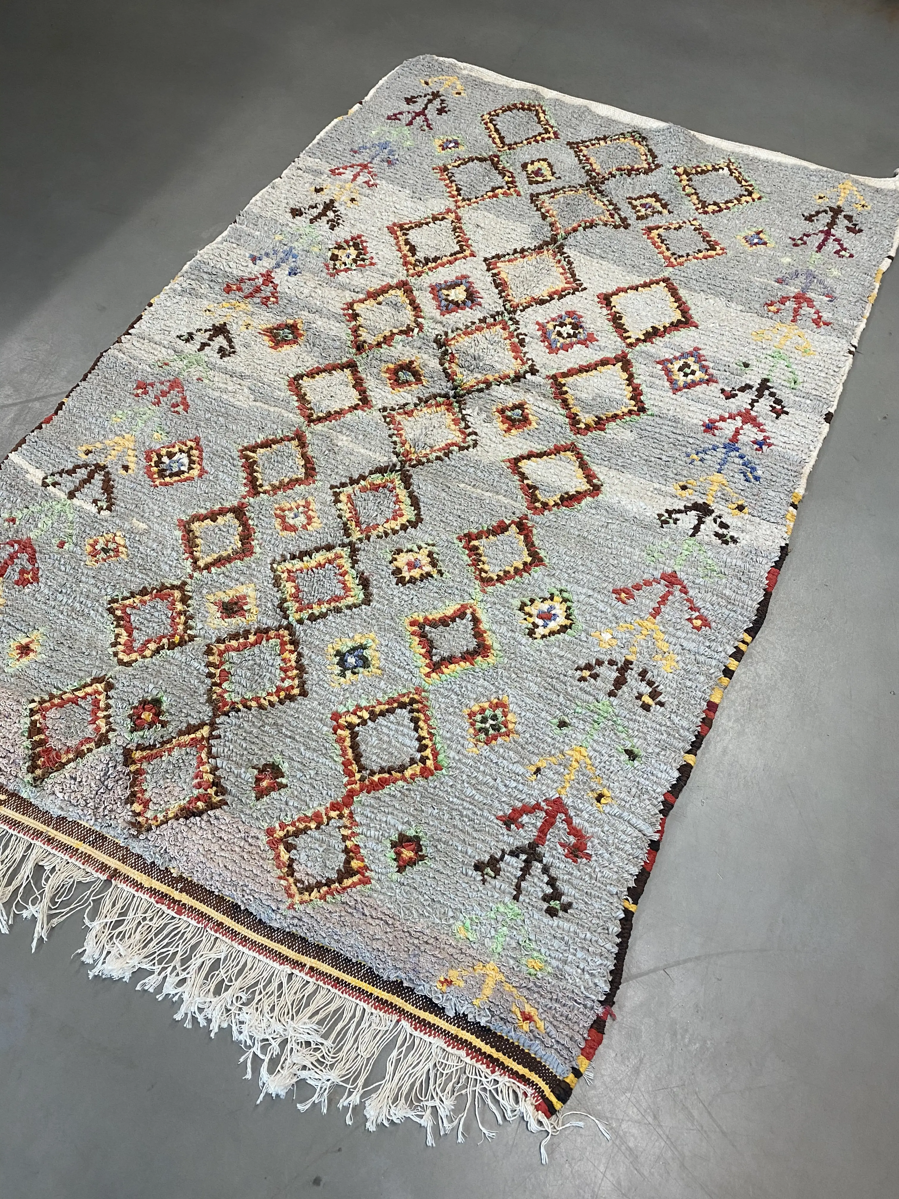 Boucherouite Rag Rug 214 x 135 - Moroccan Beni Ouarain rug