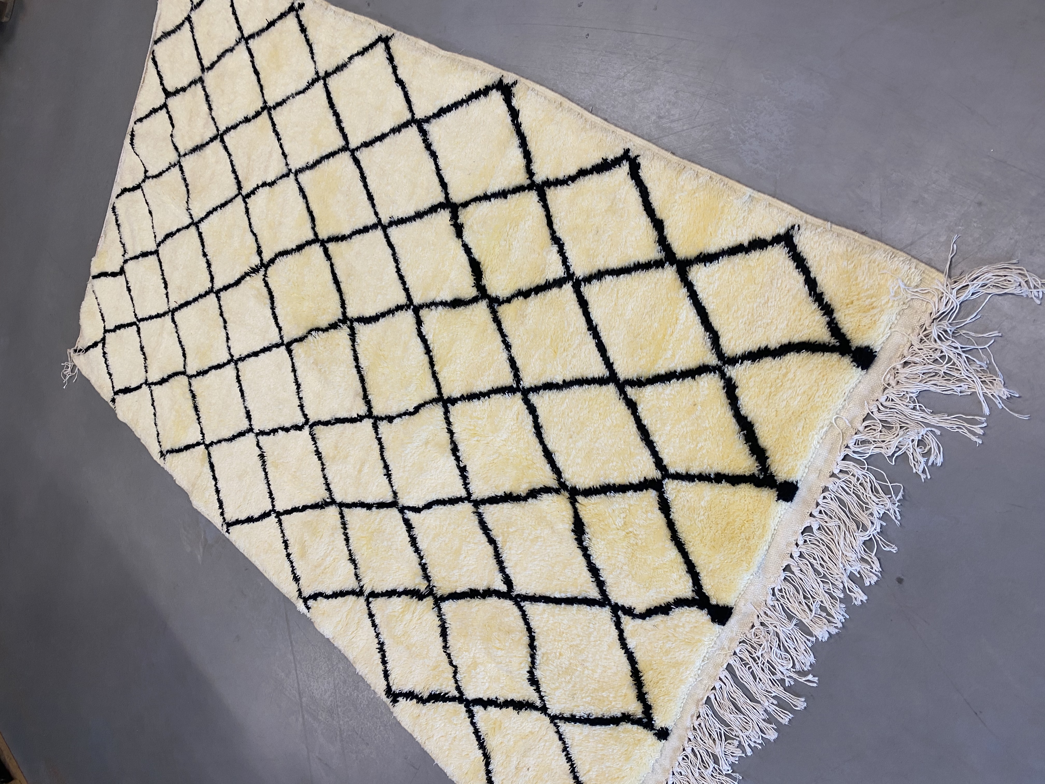 Beni Mrirt Runner 220 x 131 - Moroccan Beni Ouarain rug