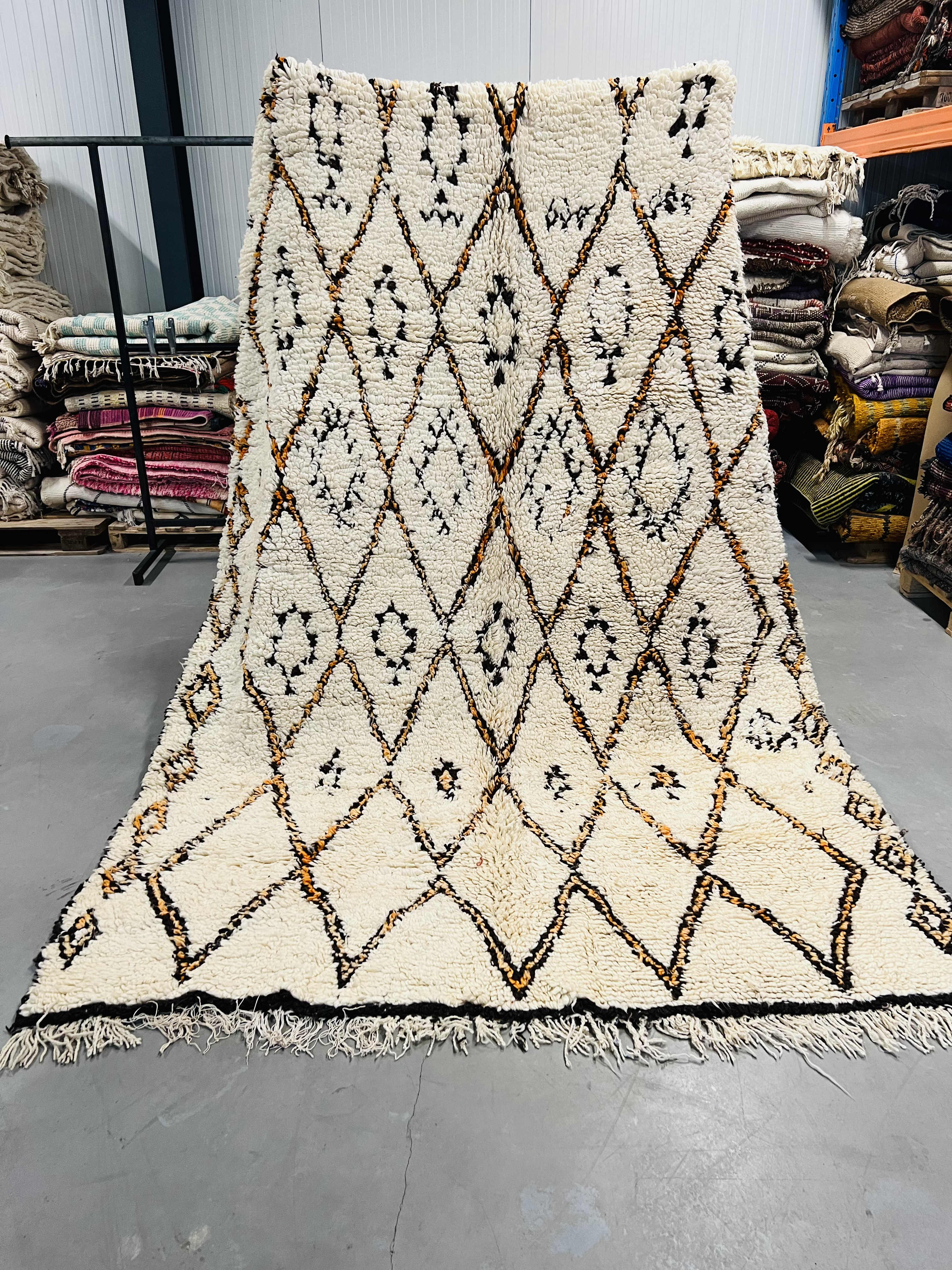 Vintage Beni Ouarain Rug 280 x 200 - Moroccan Beni Ouarain rug