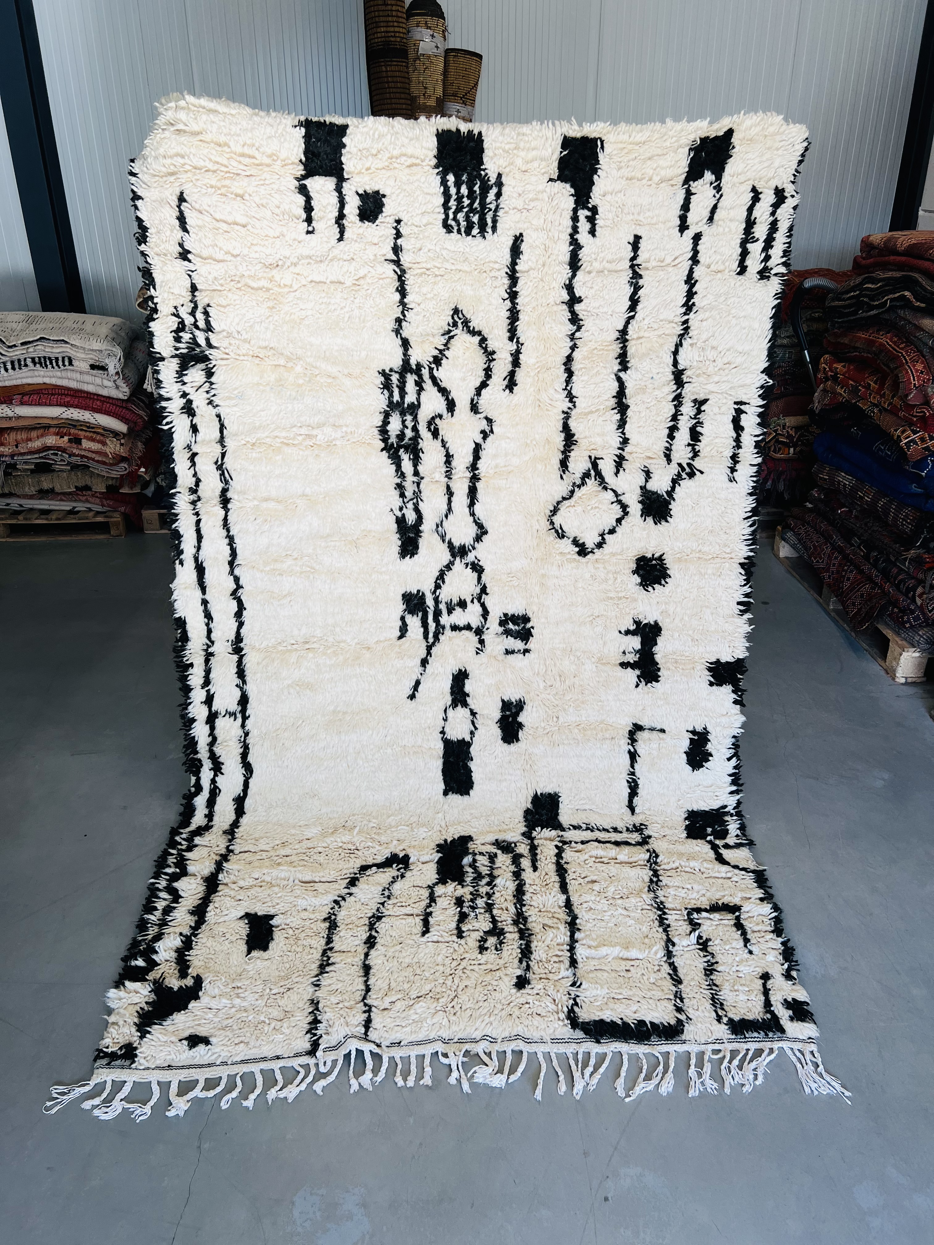 Azilal Rug 250 x 152 - Moroccan Beni Ouarain rug