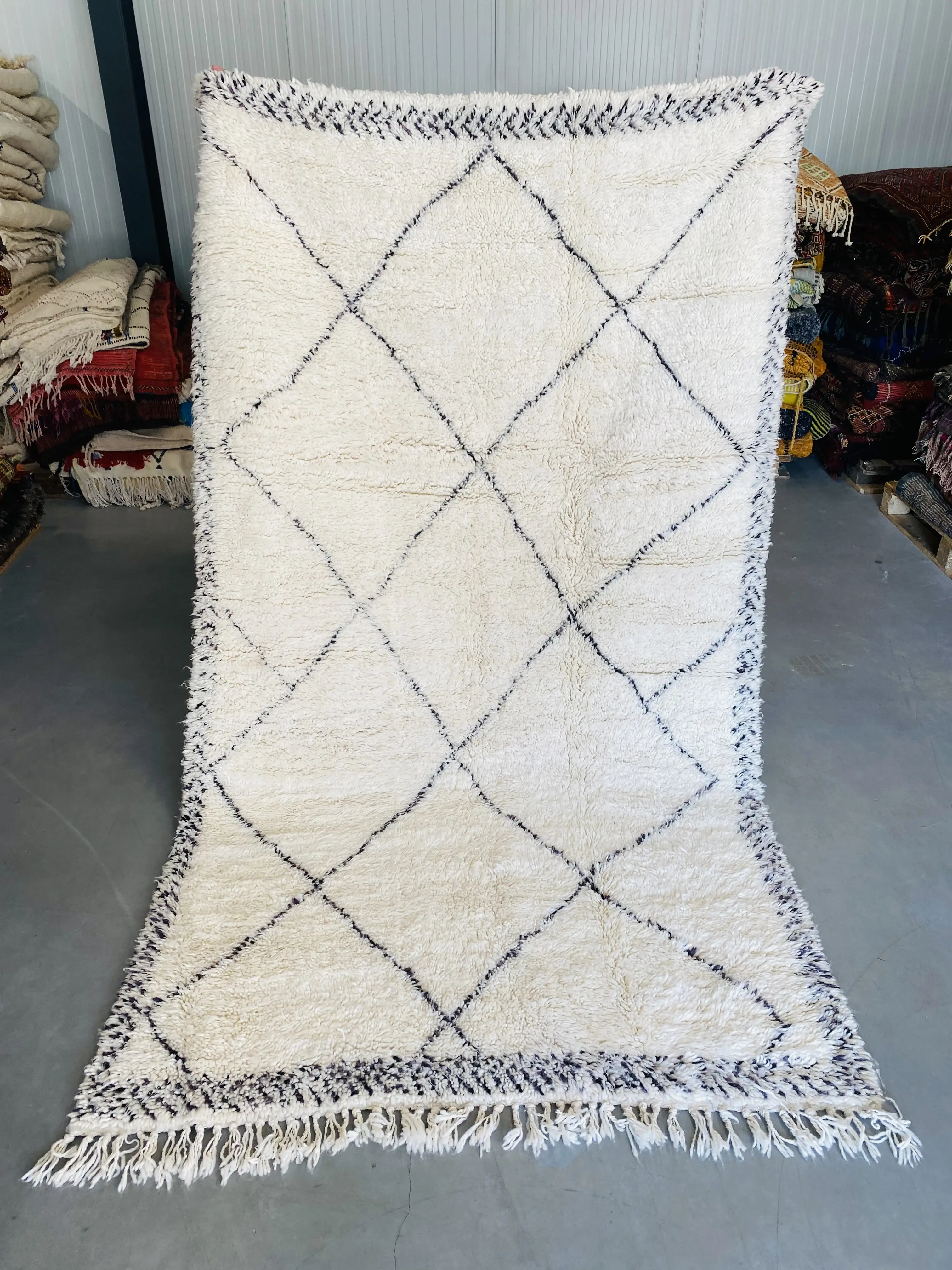 Authentic Beni Ouarain 274 x 160 - Moroccan Beni Ouarain rug