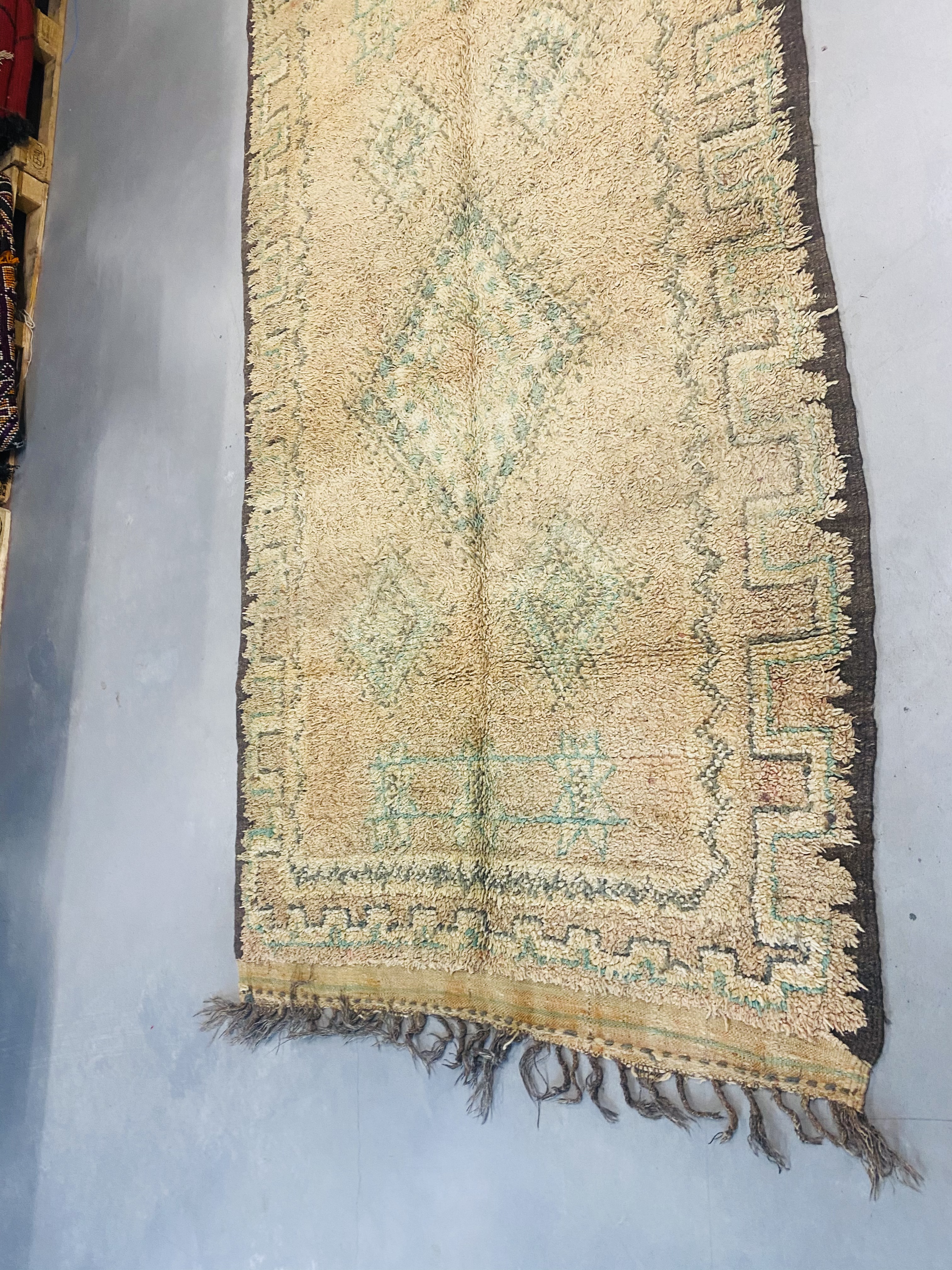 Boujaad Rug 312 x 152 - Moroccan Beni Ouarain rug