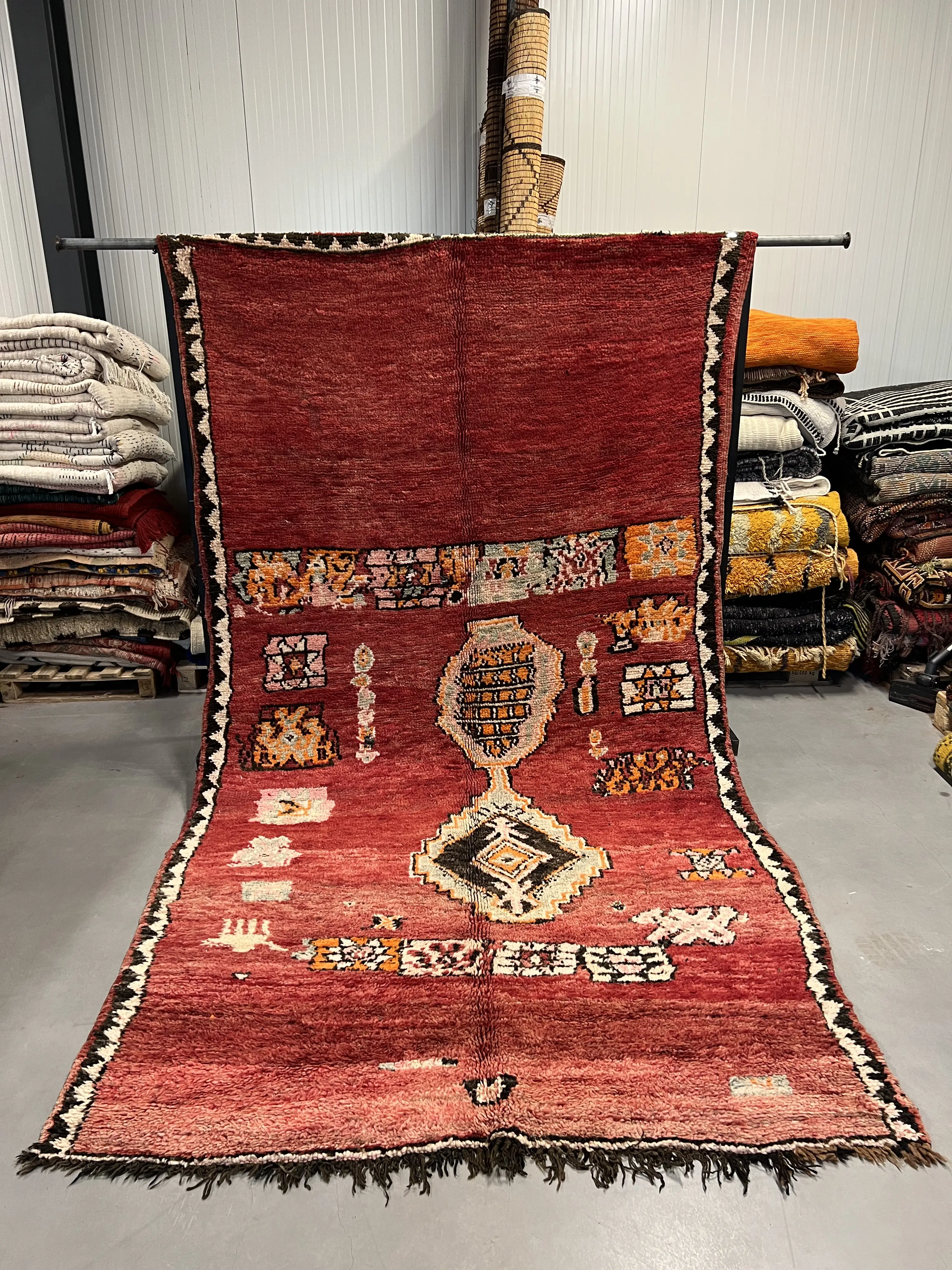 Rhamna Rug 323 x 175 - Moroccan Beni Ouarain rug