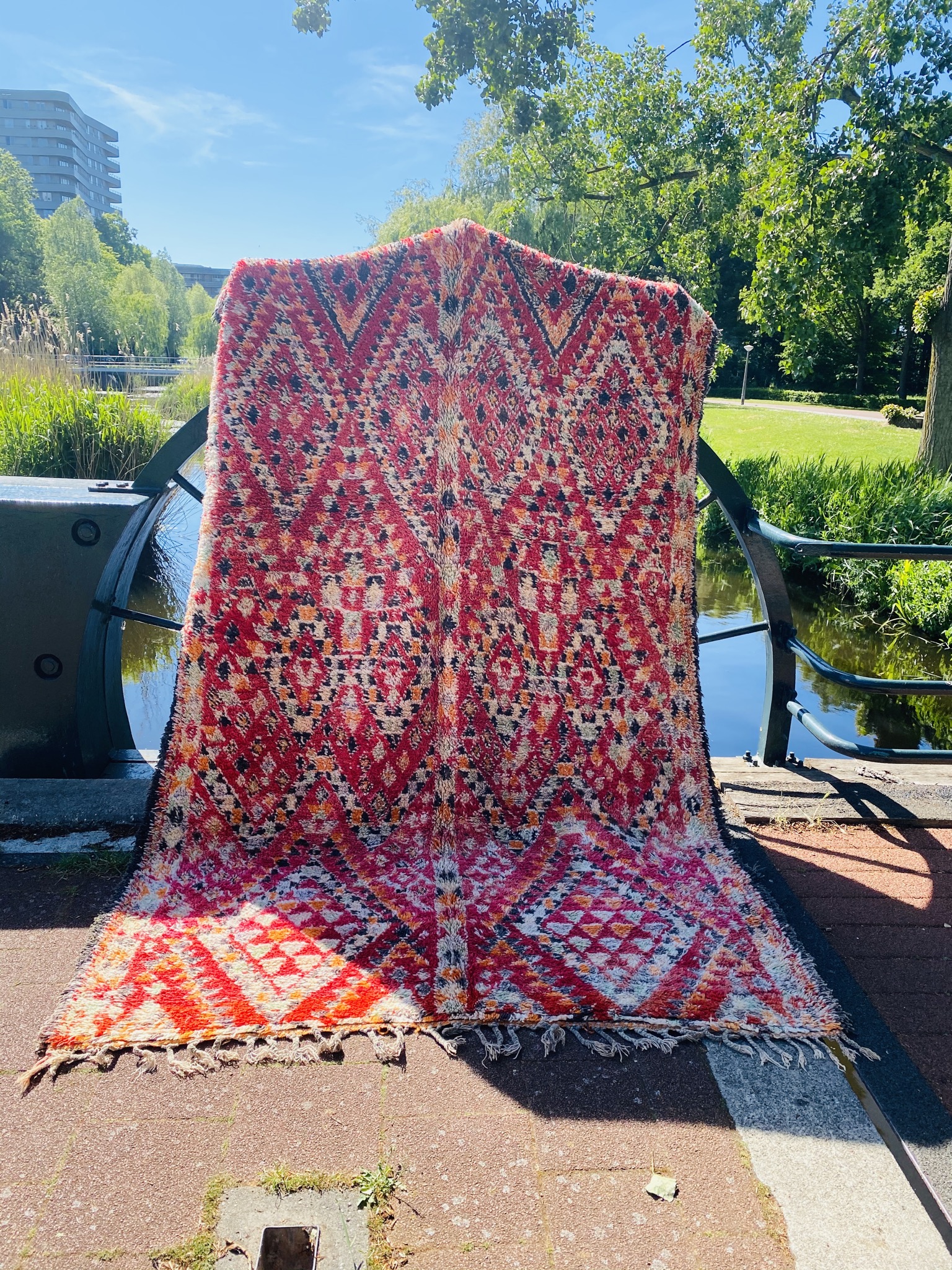 Beni Mguild 370 x 177 - Moroccan Beni Ouarain rug