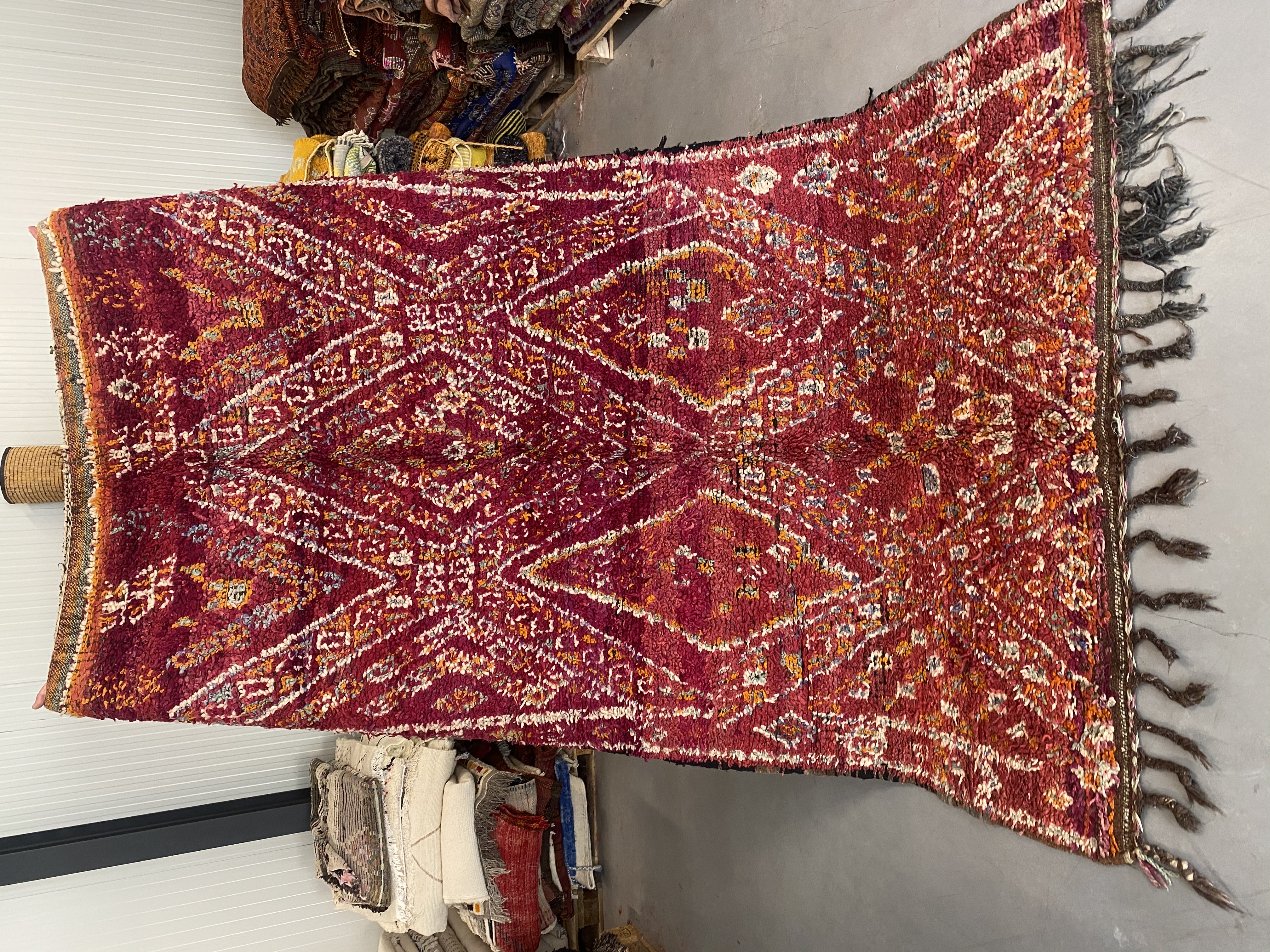 Beni Mguild Rug 275 x 175 - Moroccan Beni Ouarain rug