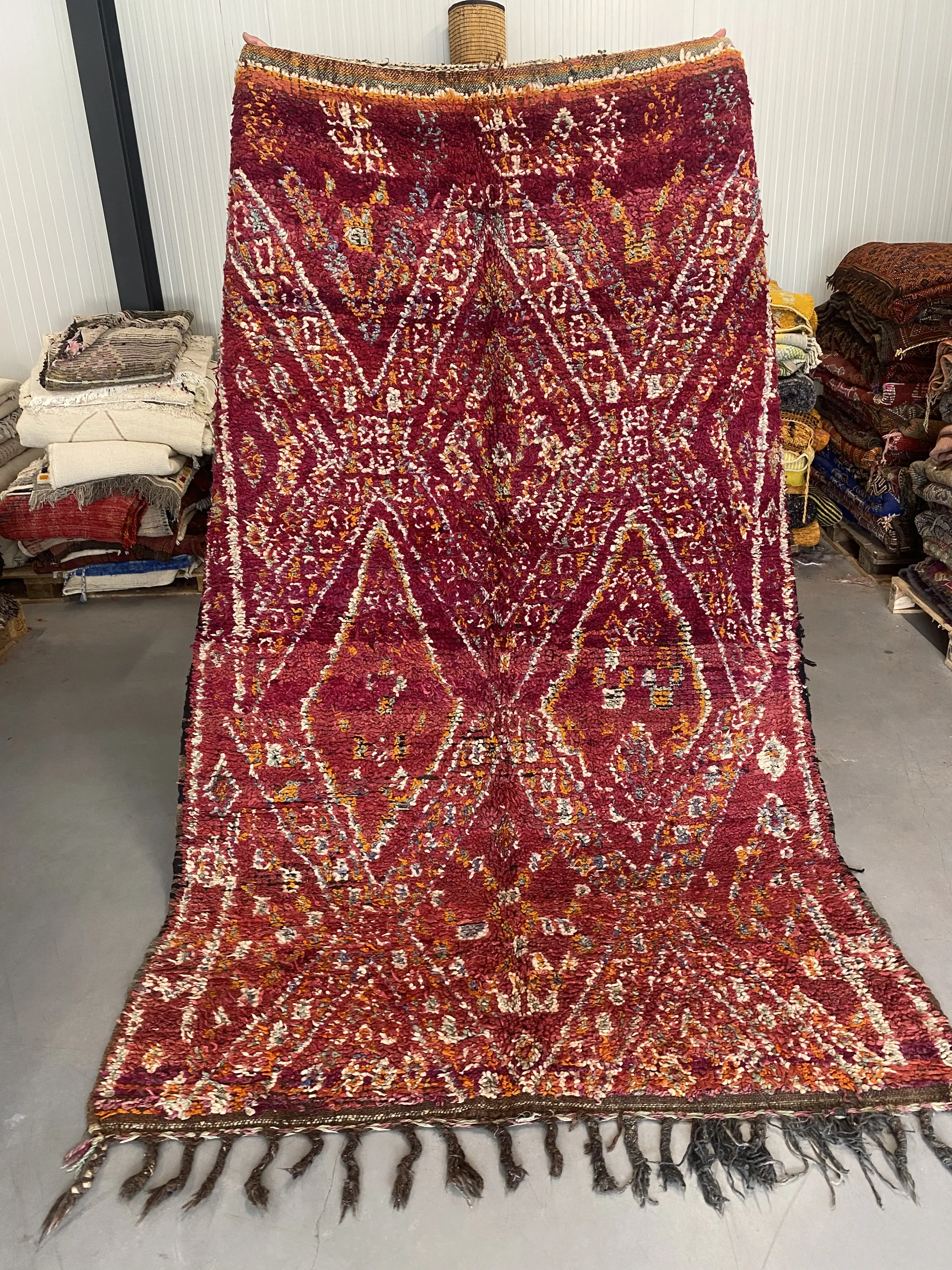 Beni Mguild Rug 275 x 175 - Moroccan Beni Ouarain rug