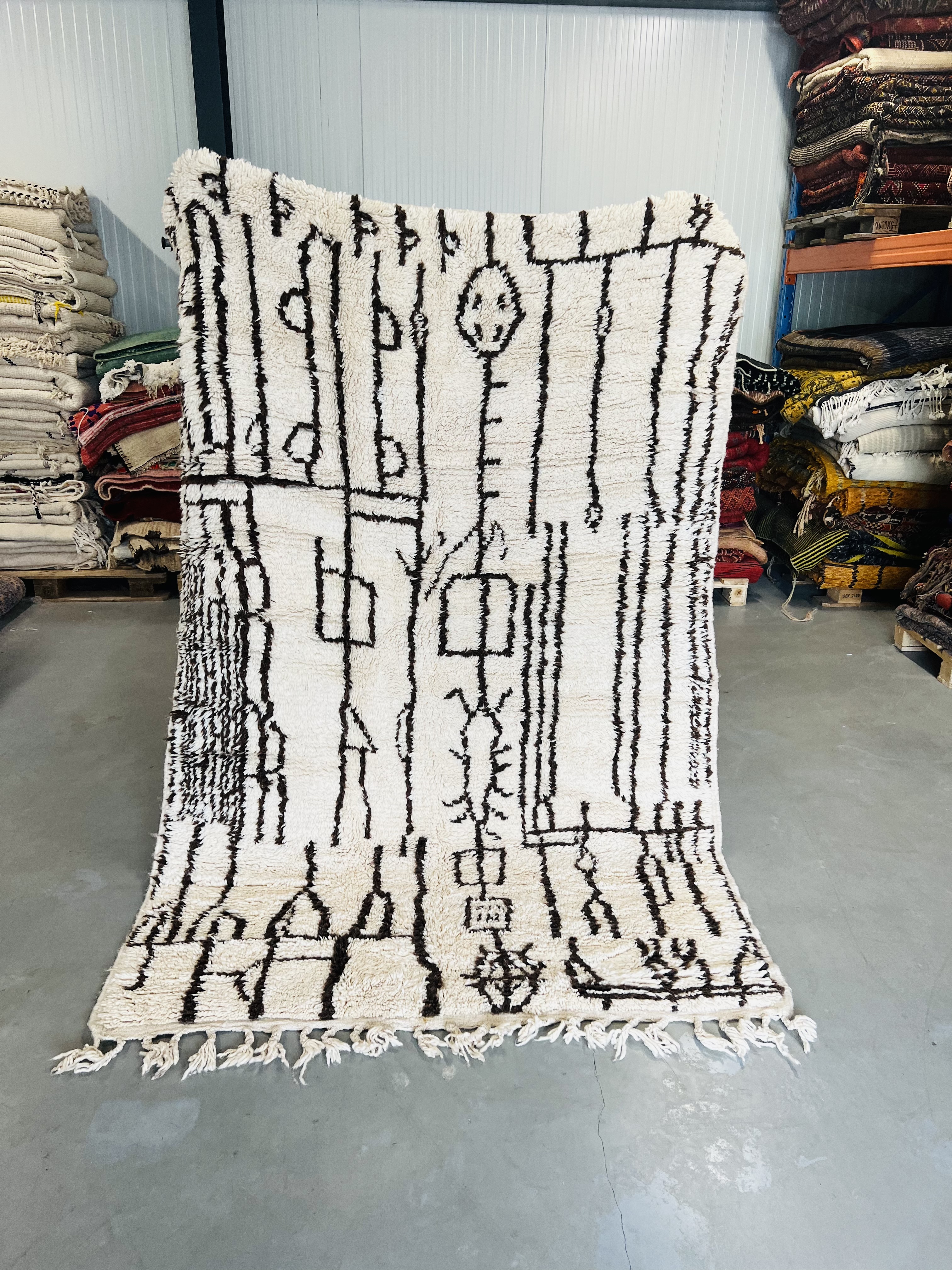 Azilal Rug 241 x 152 - Moroccan Beni Ouarain rug