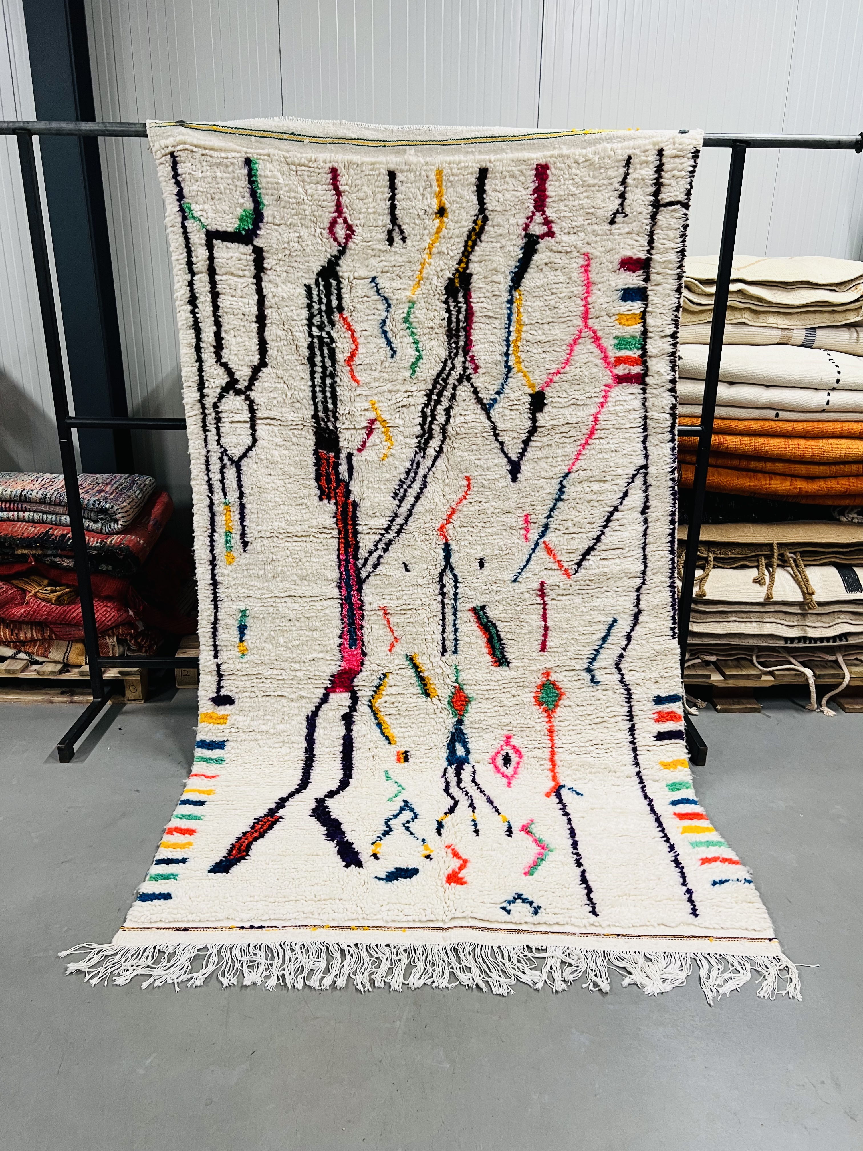 Azilal Rug 250 x 140 - Moroccan Beni Ouarain rug