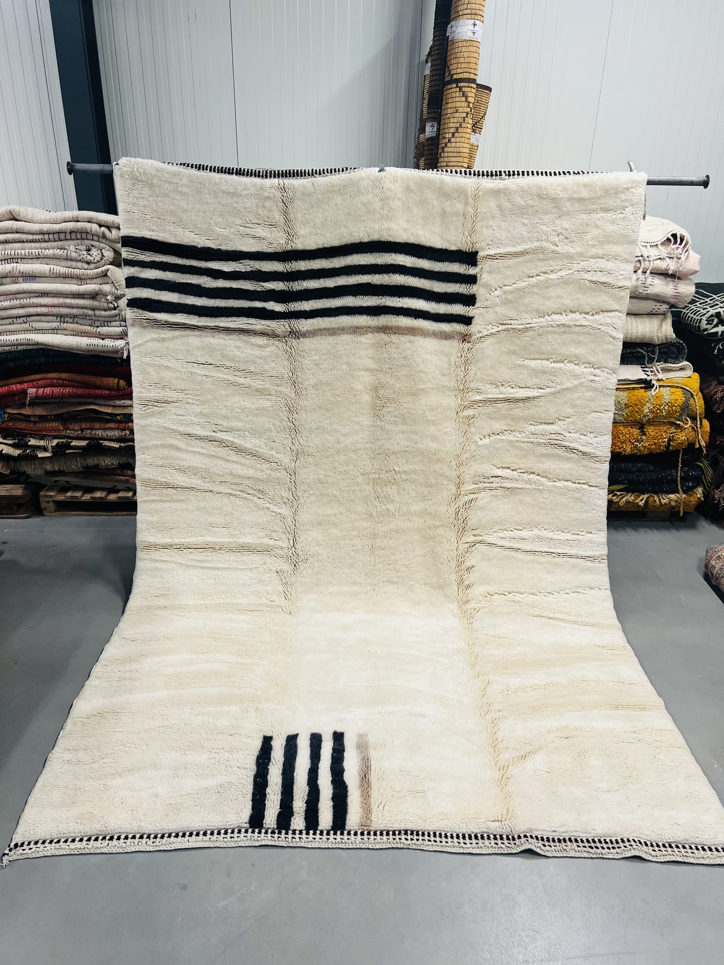 Beni Mrirt Rug 310 x 200 - Moroccan Beni Ouarain rug