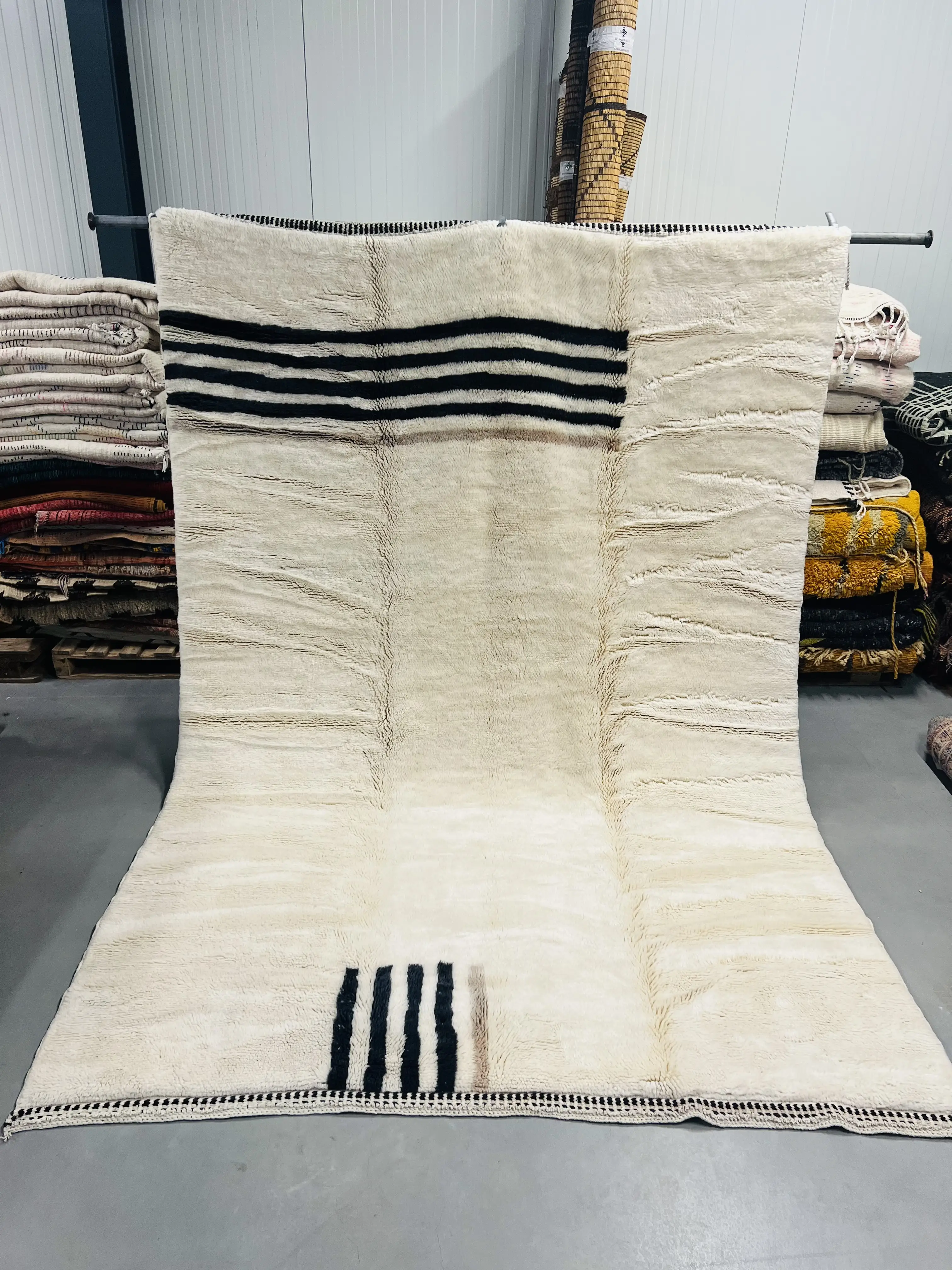 Beni Mrirt Rug 310 x 200 - Moroccan Beni Ouarain rug
