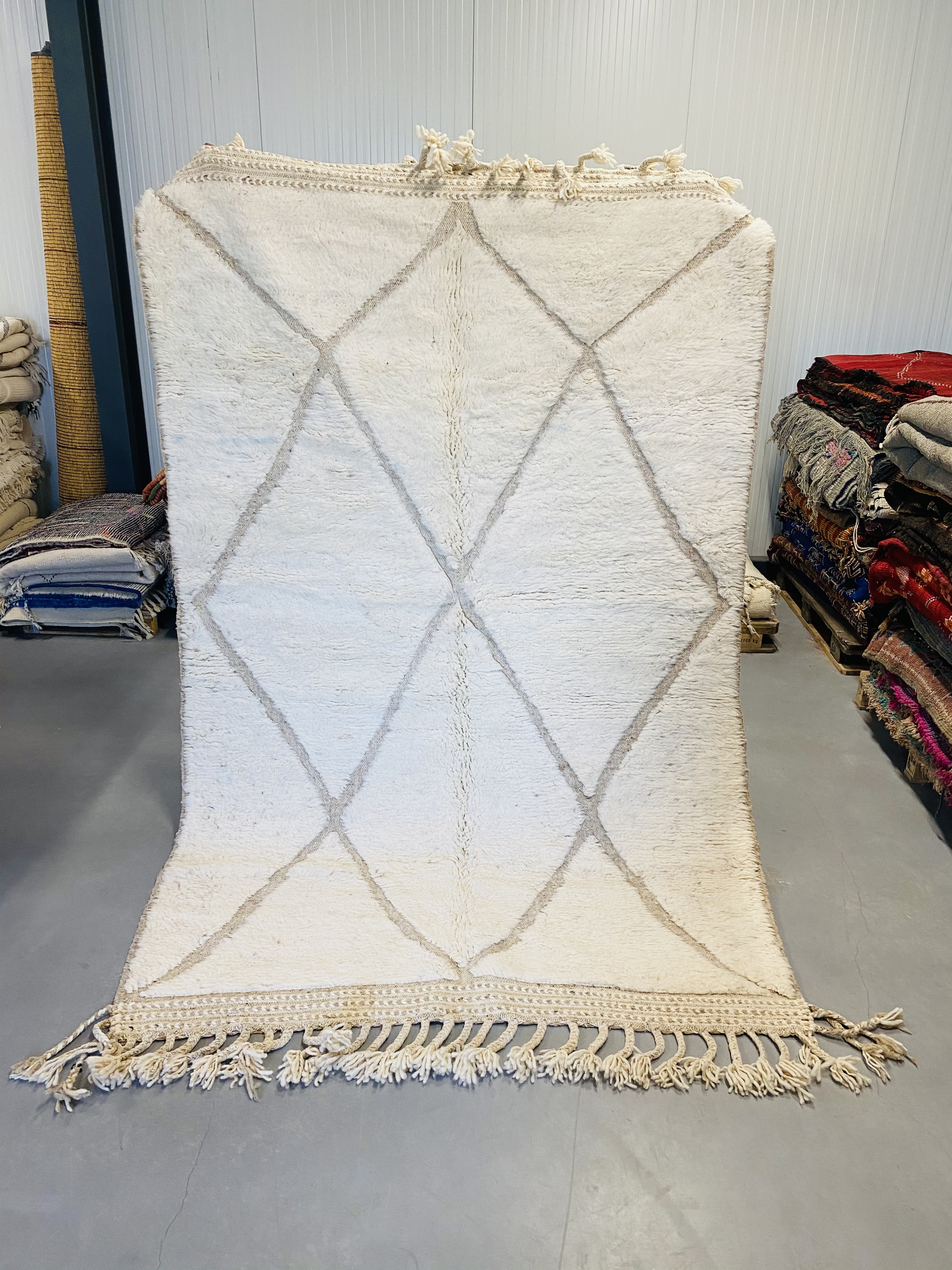 Modern Beni Ouarain Boujaad Customizable - Moroccan Beni Ouarain rug