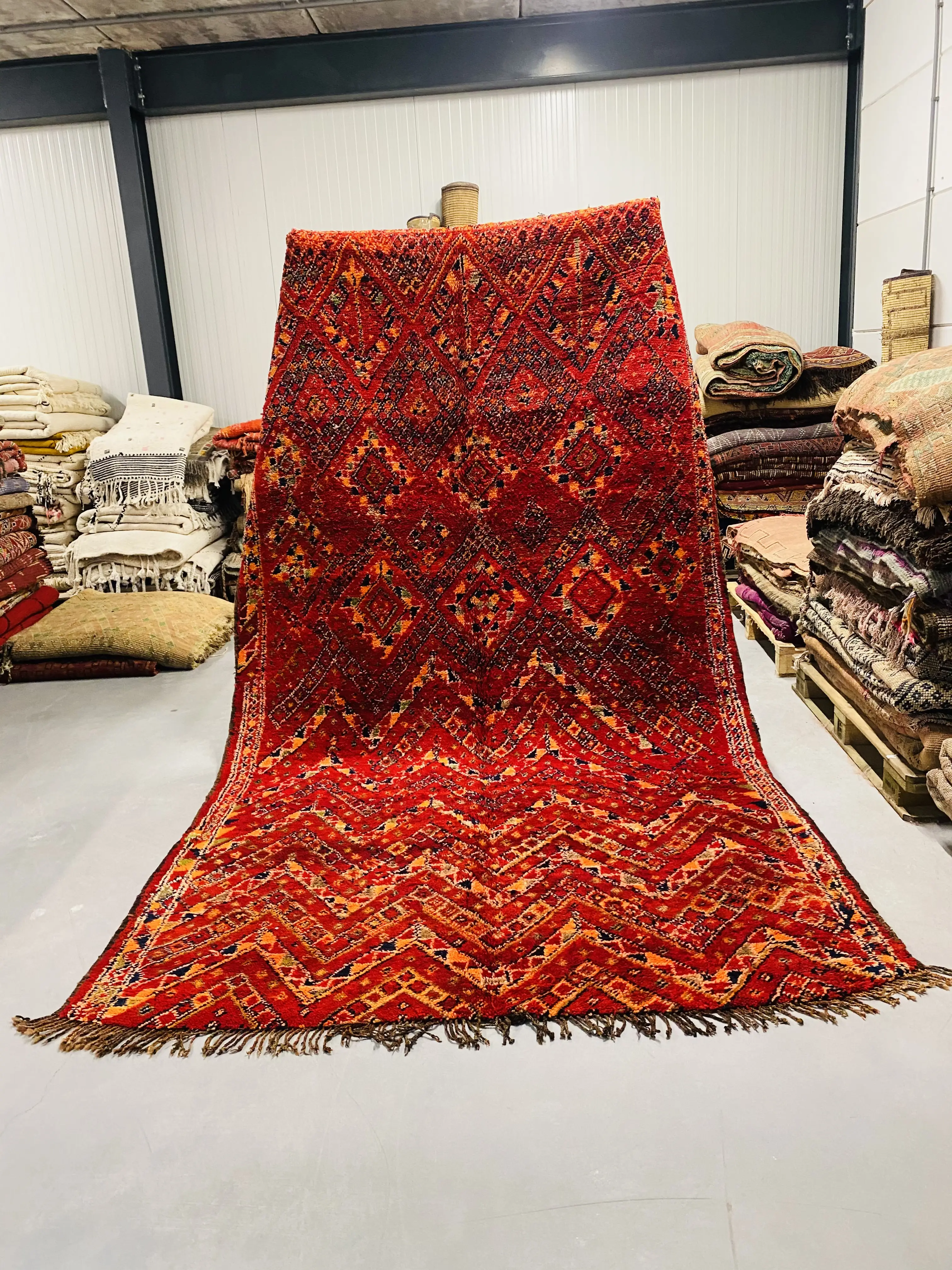Beni Mguild Rug 328 x 186 - Moroccan Beni Ouarain rug