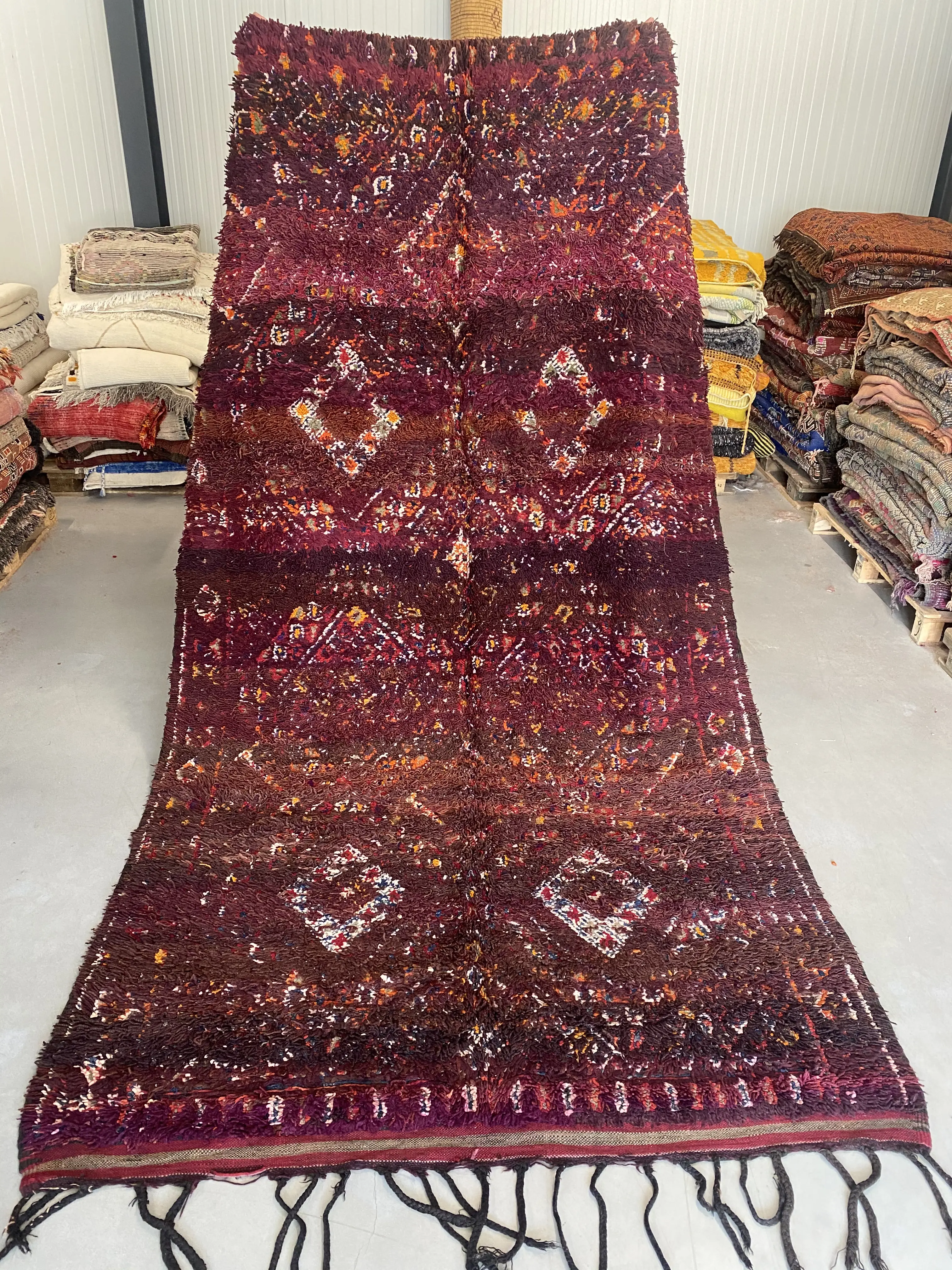 Beni Mguild 334 x 184 - Moroccan Beni Ouarain rug