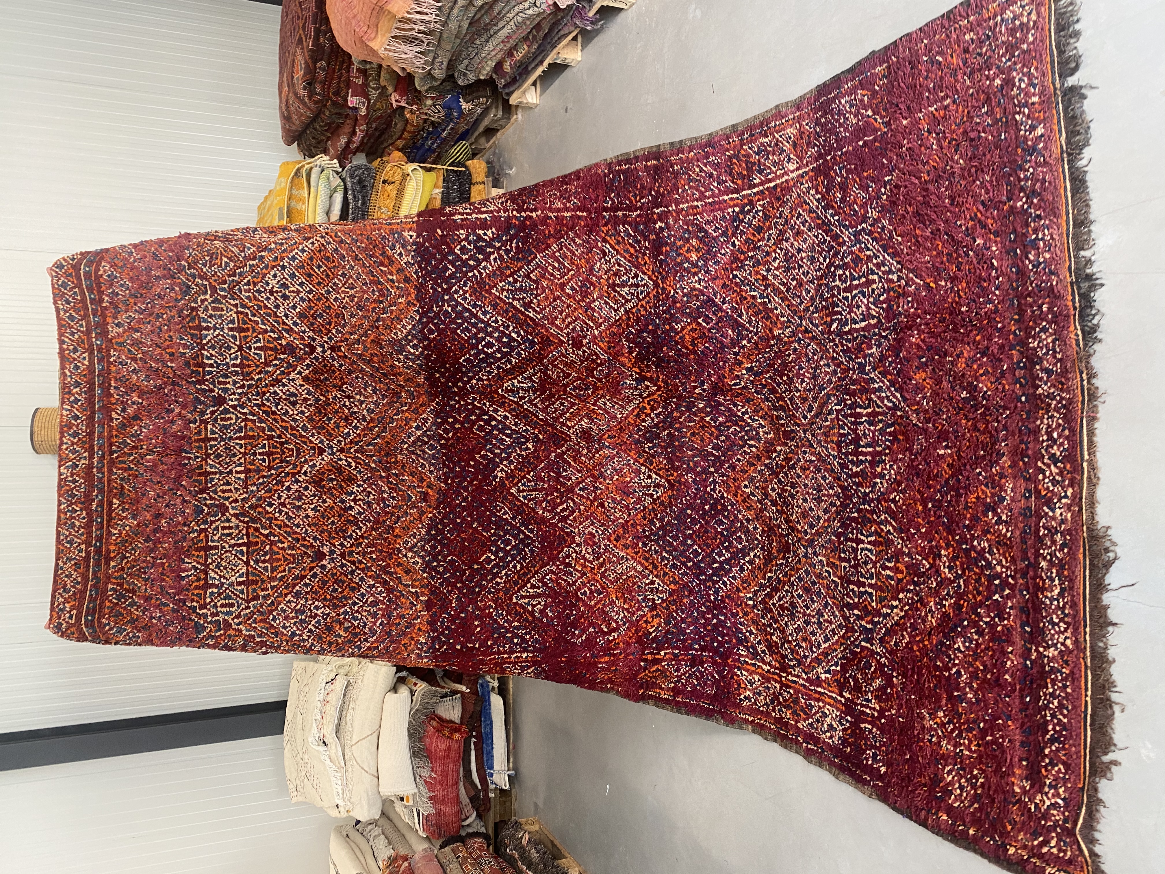 Beni Mguild Rug 328 x 188 - Moroccan Beni Ouarain rug