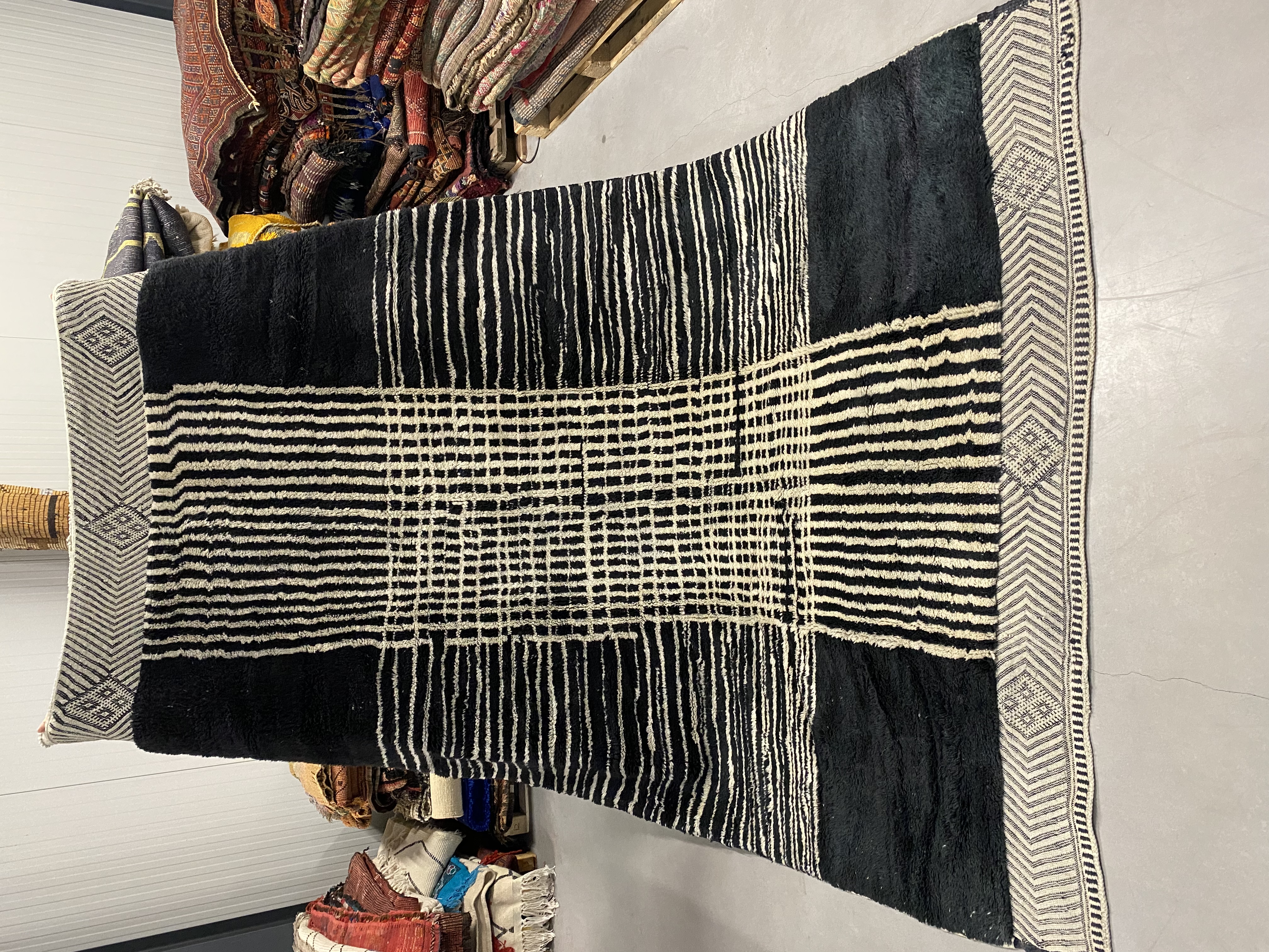 Beni Mrirt Rug 314 x 204 - Moroccan Beni Ouarain rug