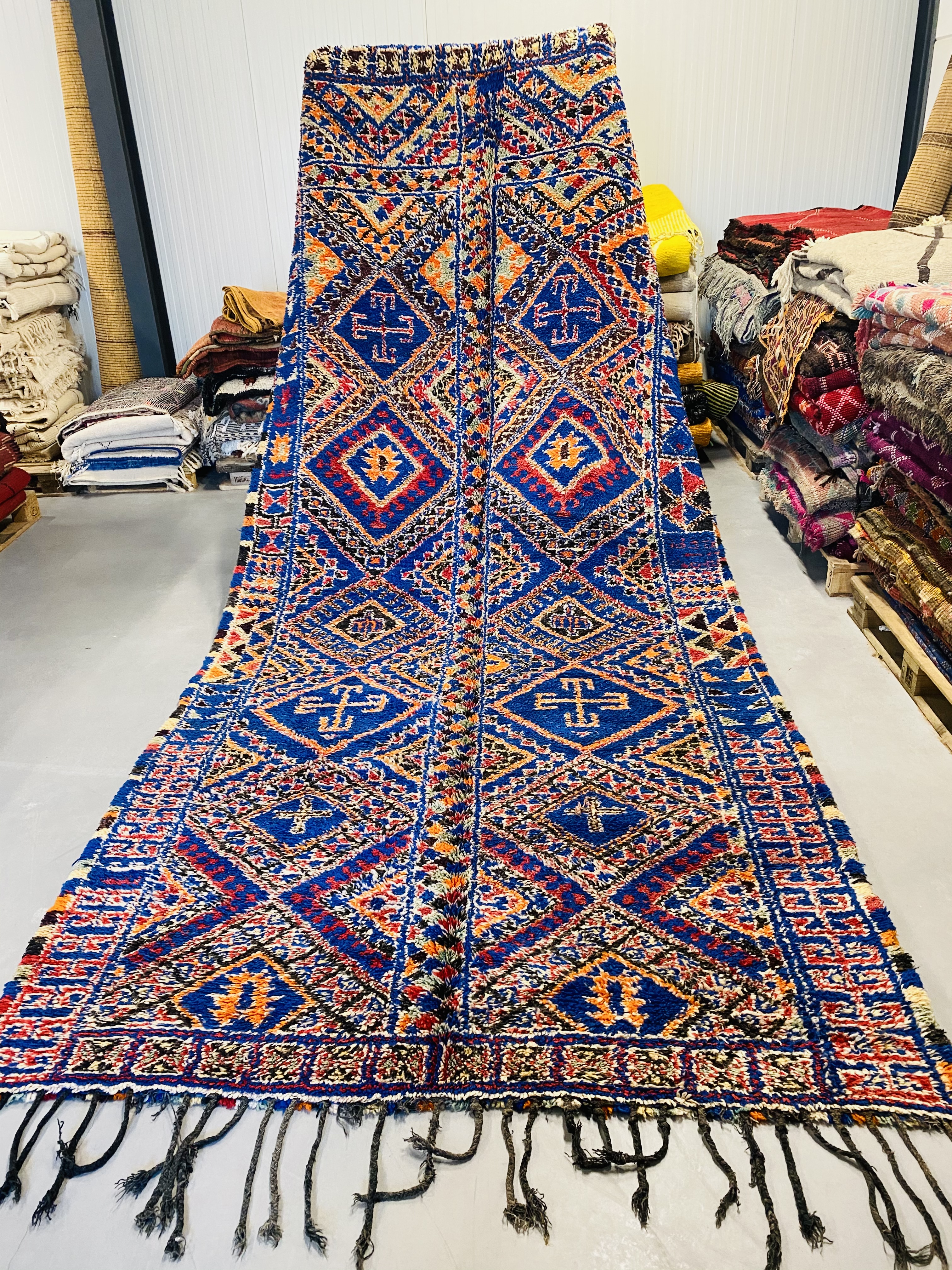 Beni Mguild Rug 1970 - Moroccan Beni Ouarain rug