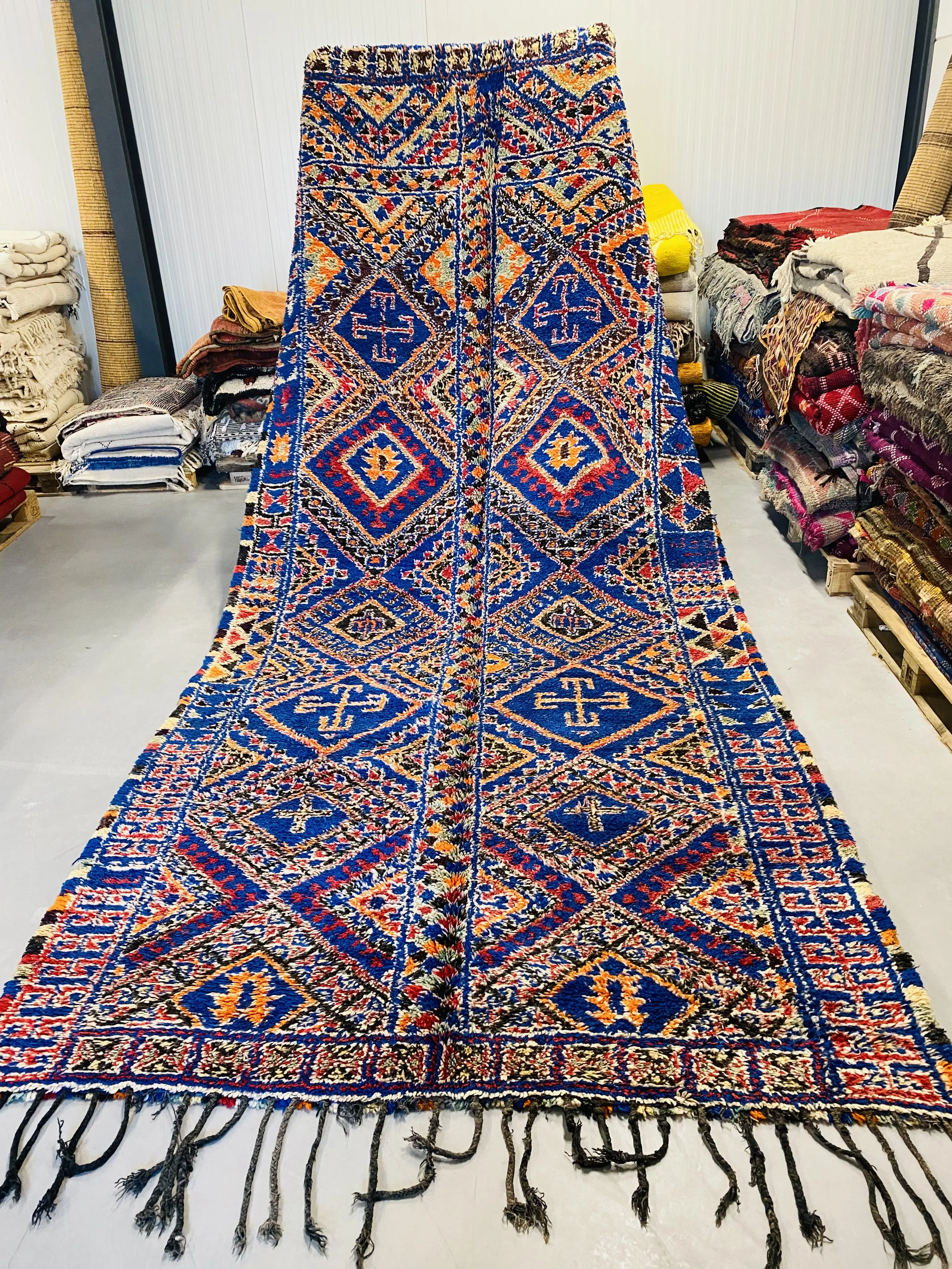 Beni Mguild Rug 1970 - Moroccan Beni Ouarain rug