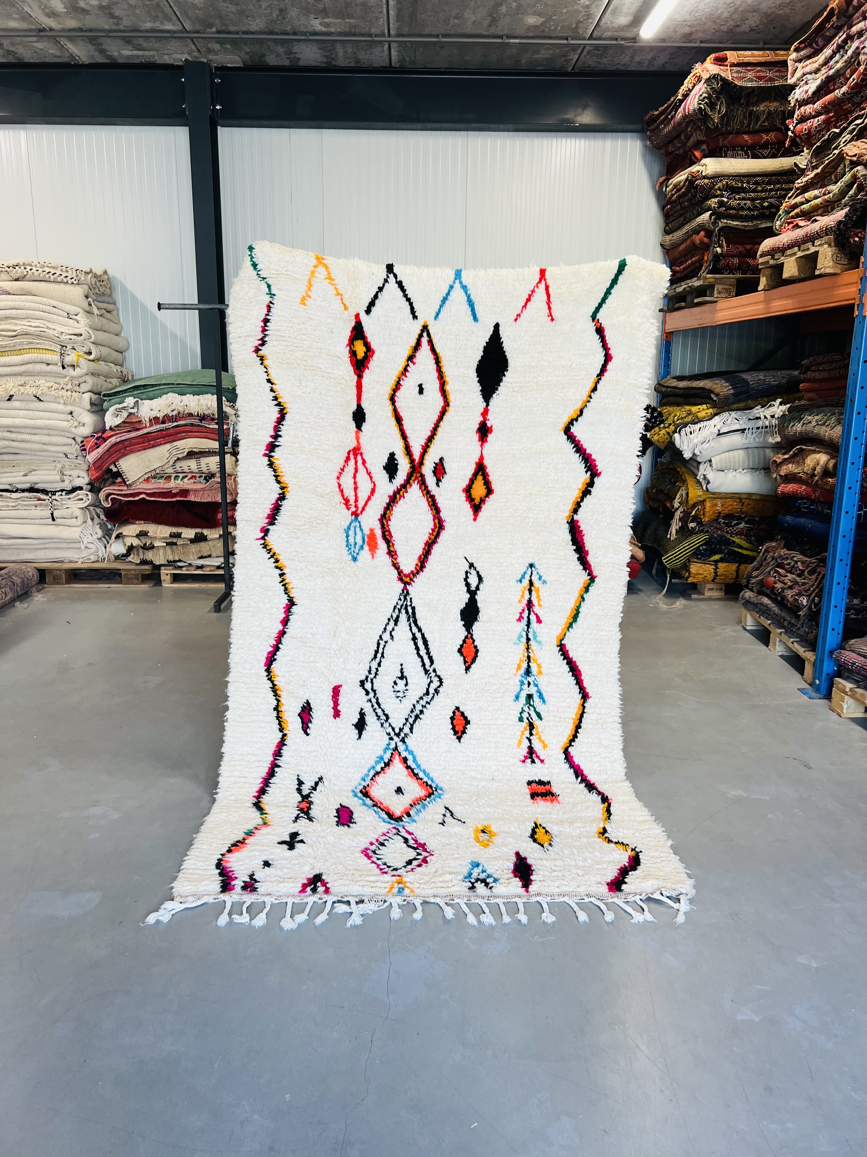 Azilal Rug 244 x 136 - Moroccan Beni Ouarain rug