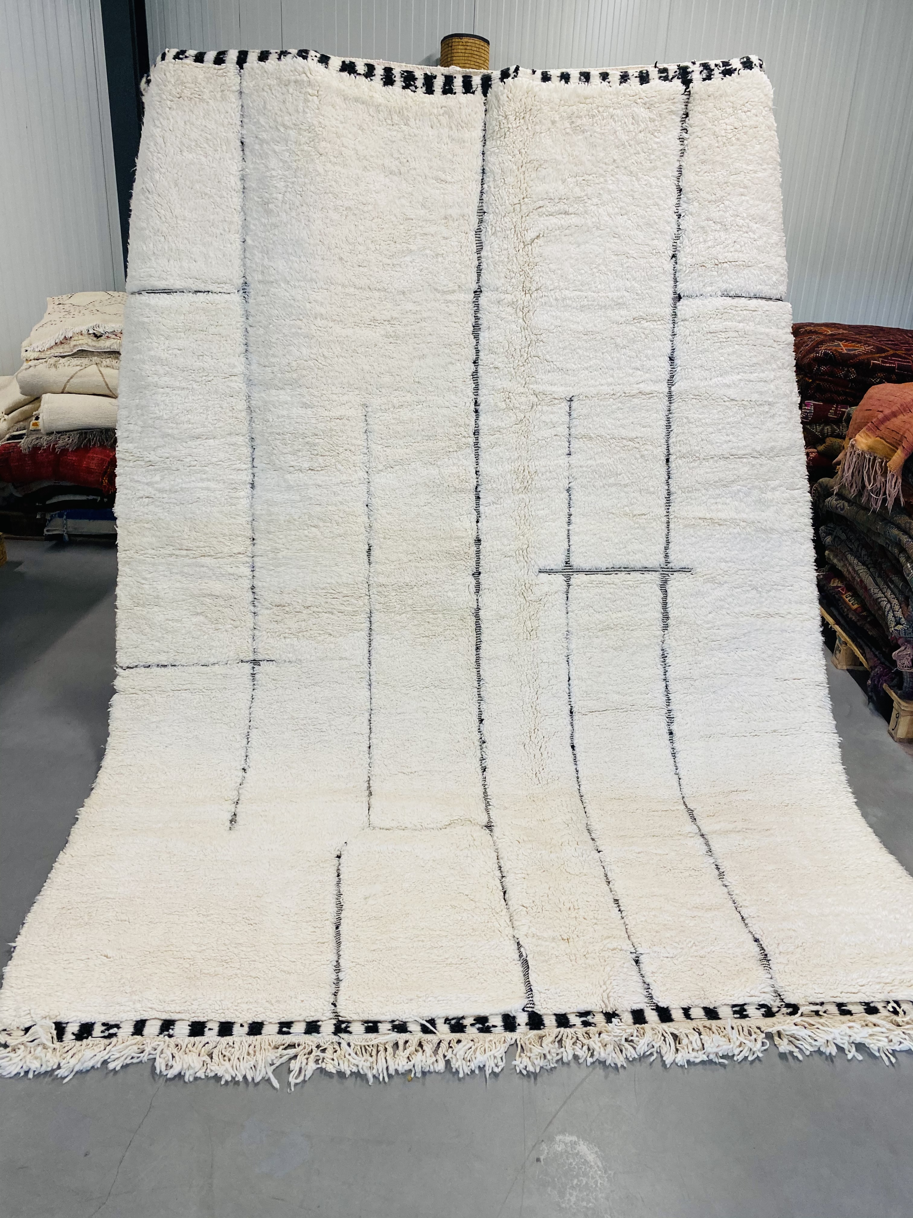 Modern Beni Ouarain Toudgha Customized - Moroccan Beni Ouarain rug