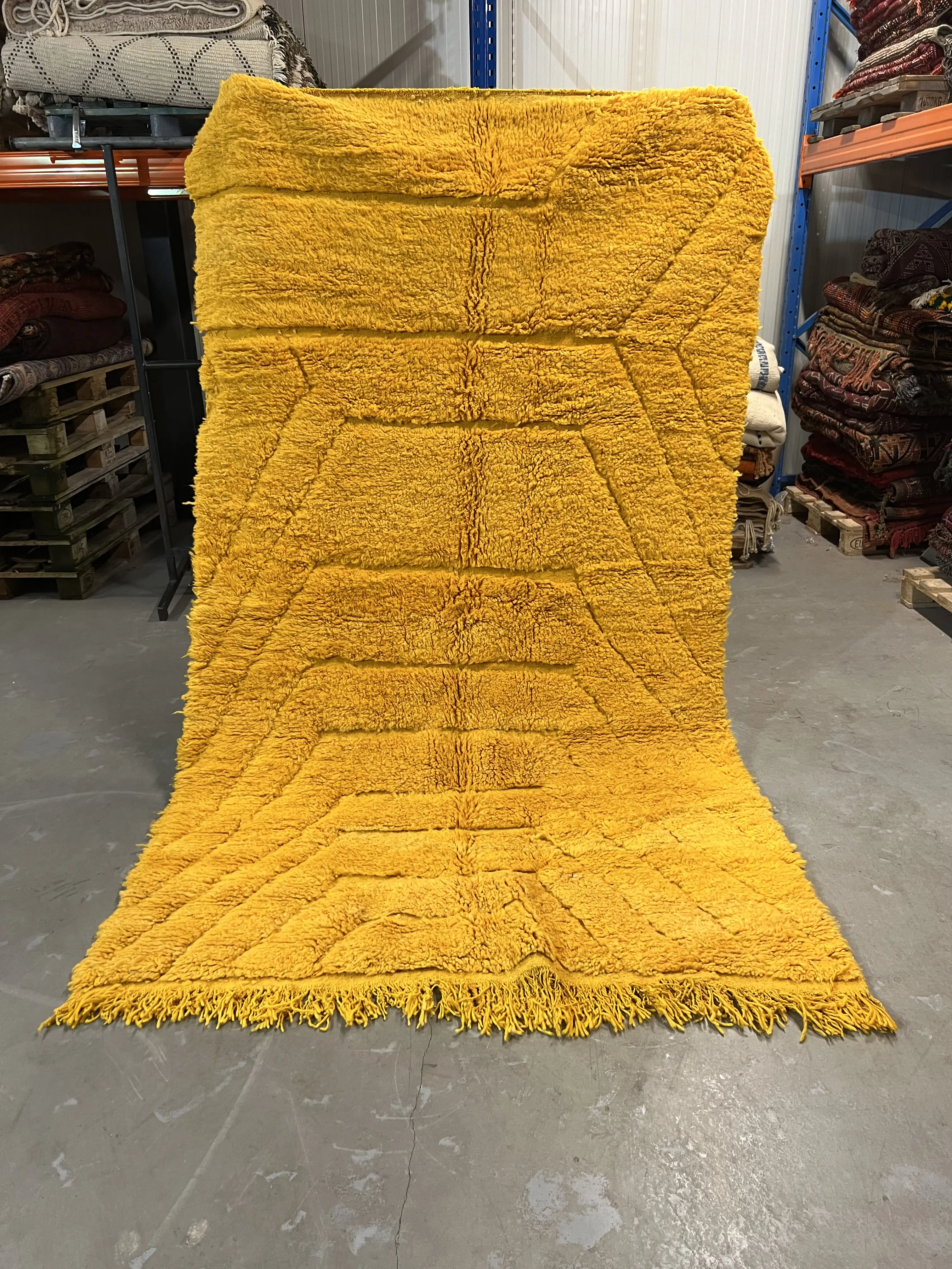Modern Beni Ouarain Rug 262 x 151 - Moroccan Beni Ouarain rug