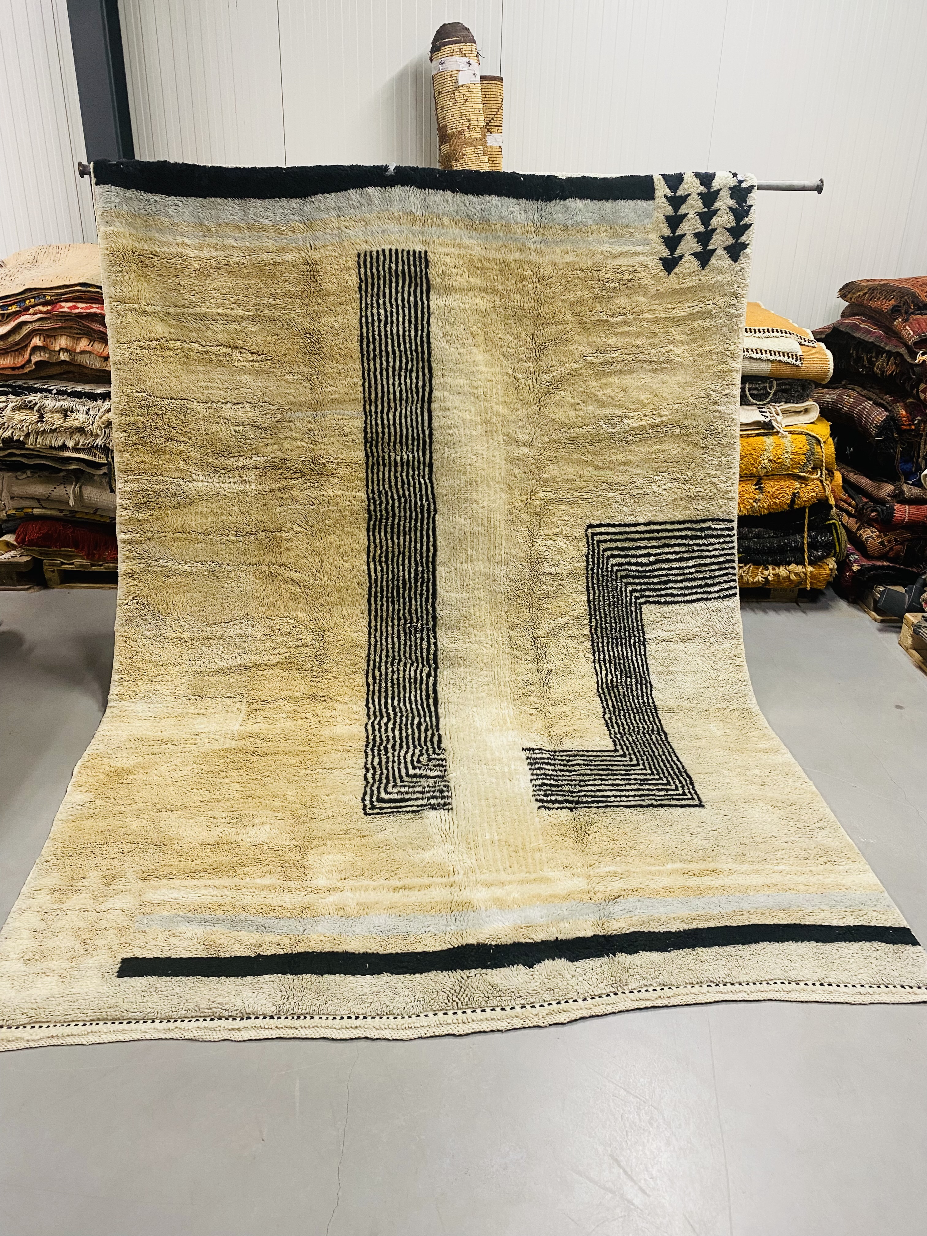 Beni Mrirt rug 328 x 226 Pre Order - Moroccan Beni Ouarain rug