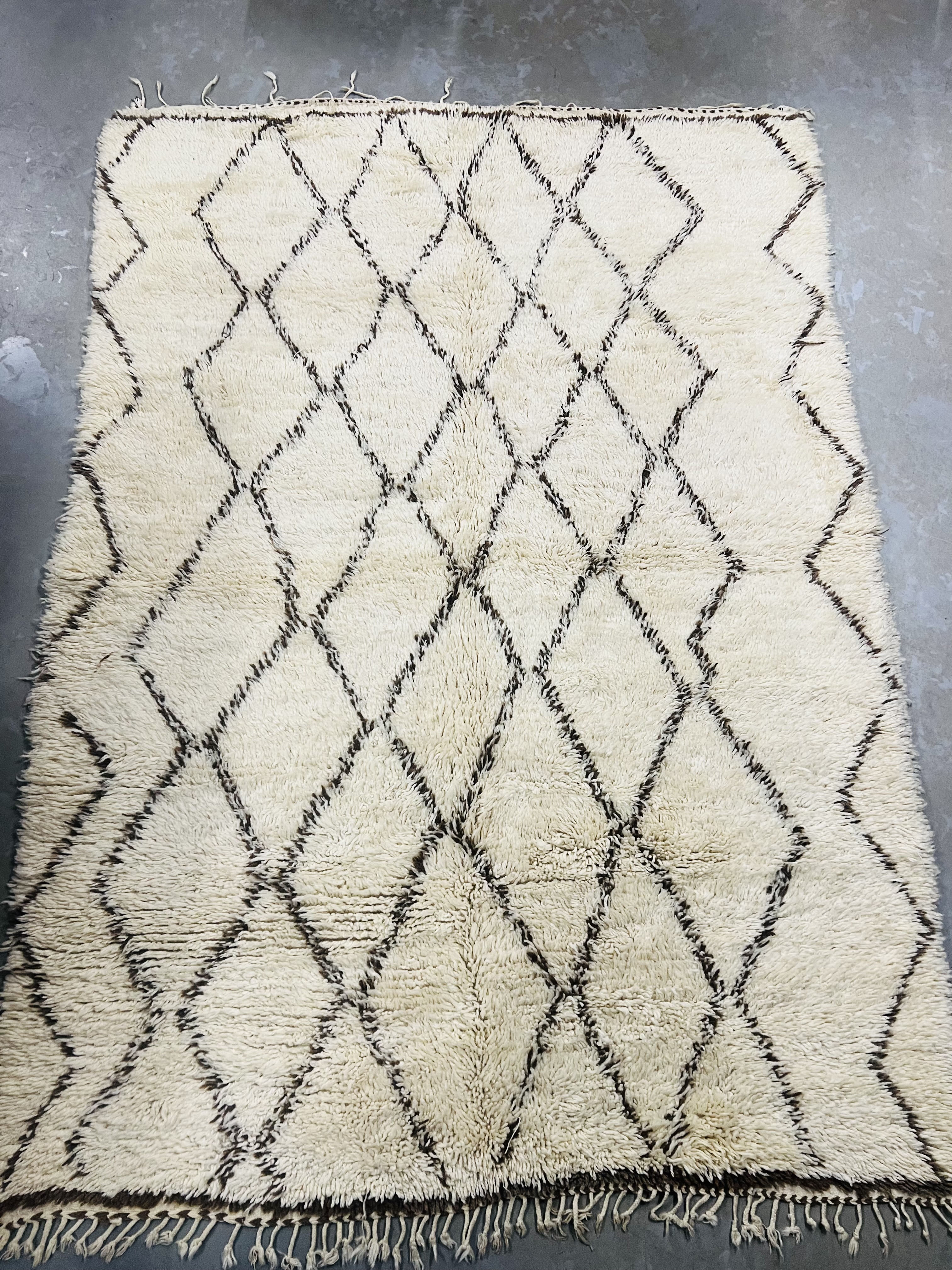 Vintage Beni Ouarain Rug 257 x 188 - Moroccan Beni Ouarain rug