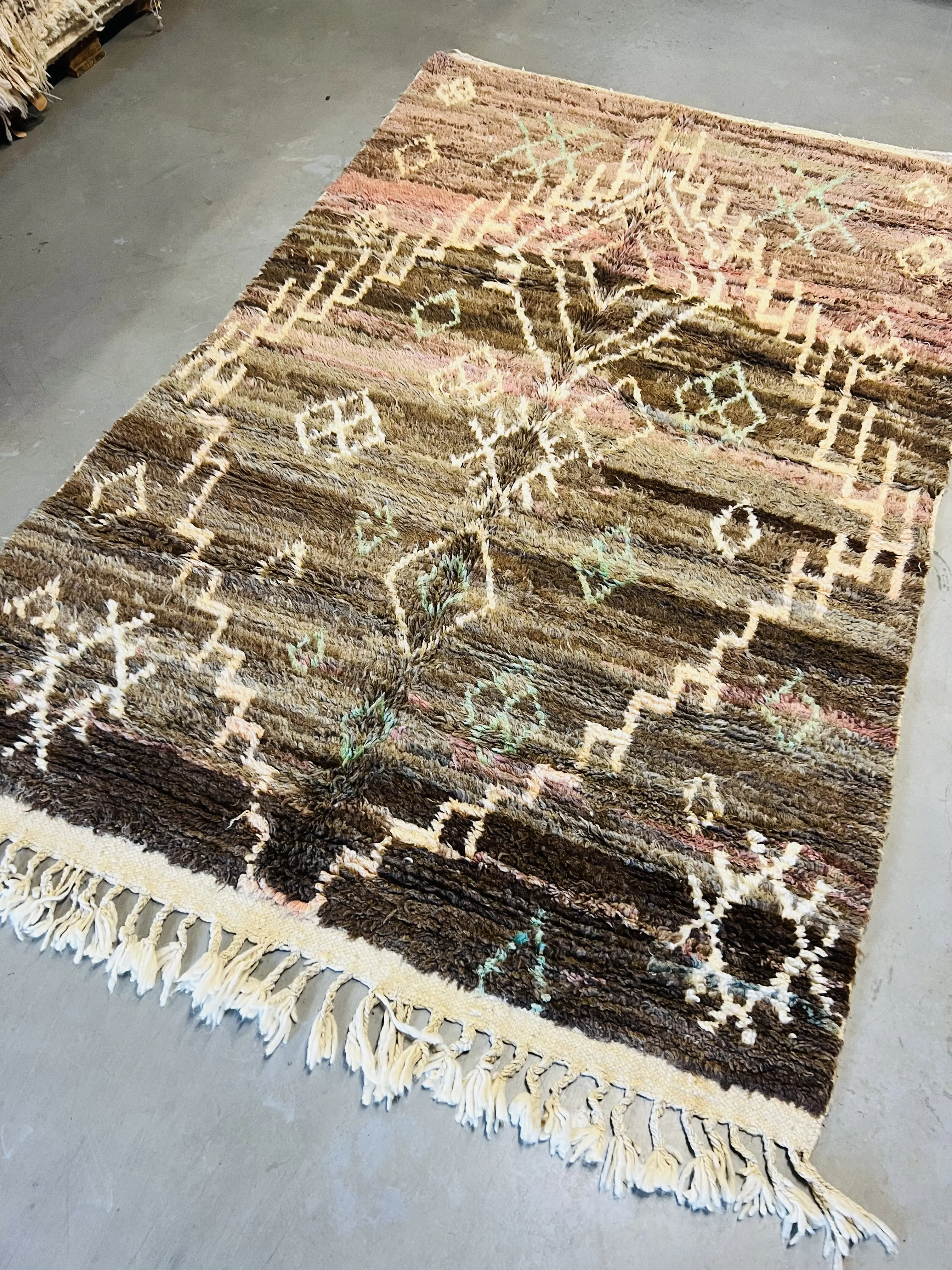 Authentic Beni Ouarain Rug 260 x 143 - Moroccan Beni Ouarain rug