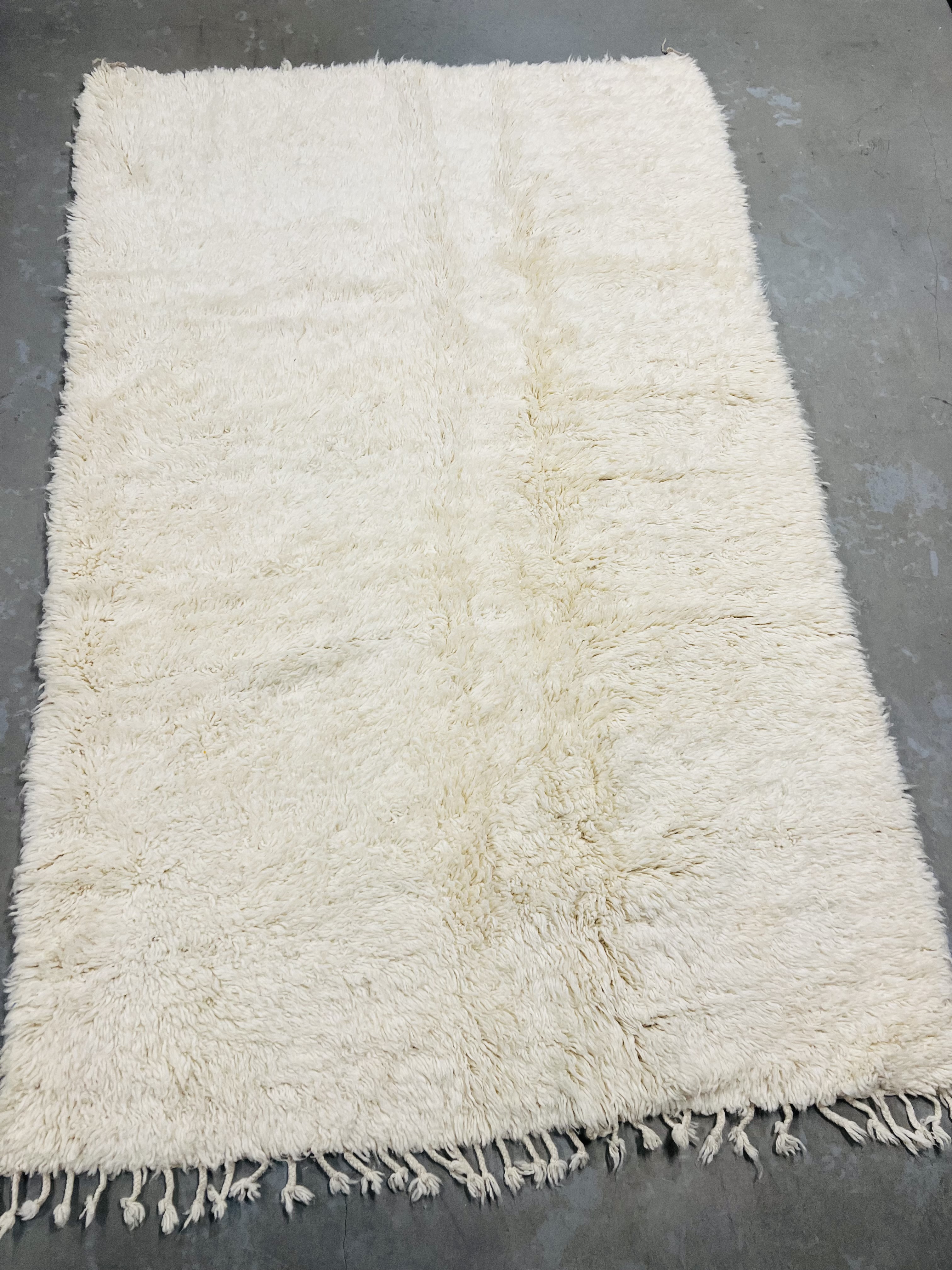 Authentic Beni Ouarain Rug 264 x 173 - Moroccan Beni Ouarain rug