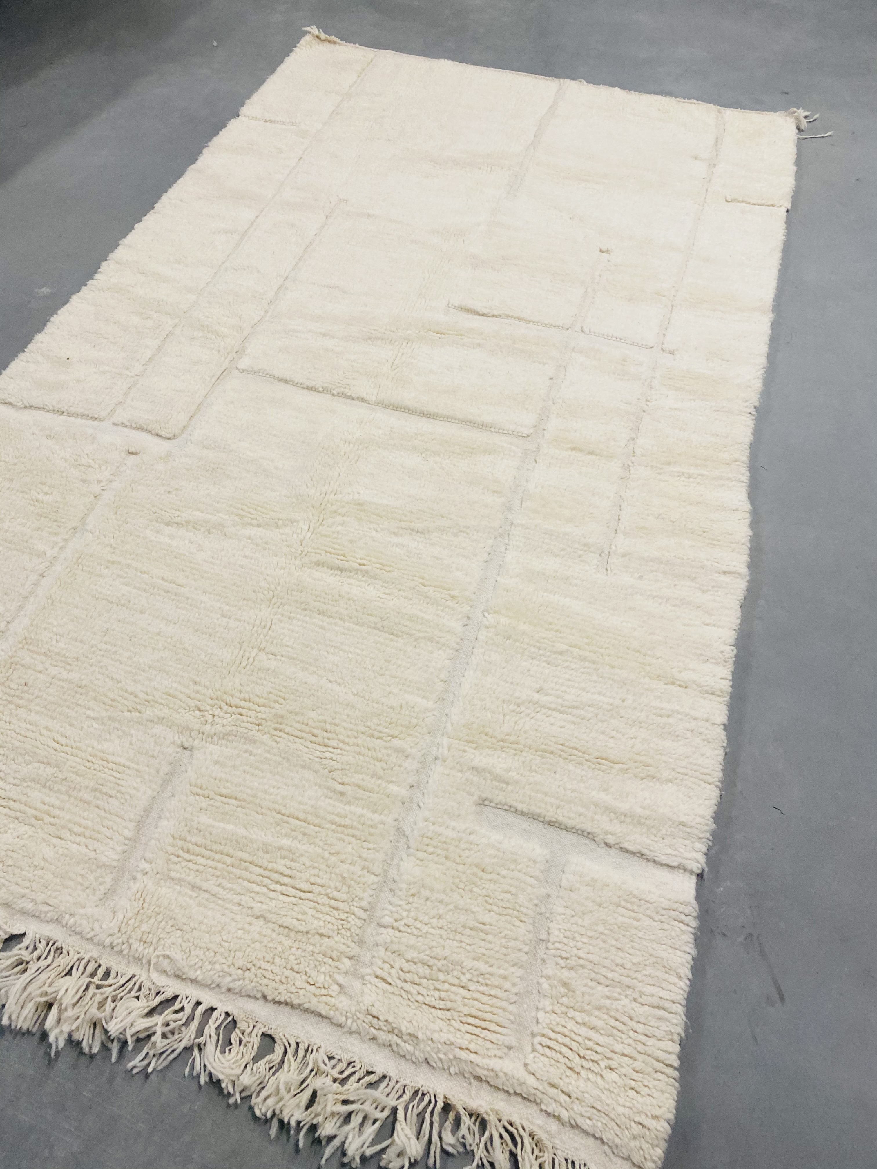 Modern Beni Ouarain 264 x 154 - Moroccan Beni Ouarain rug