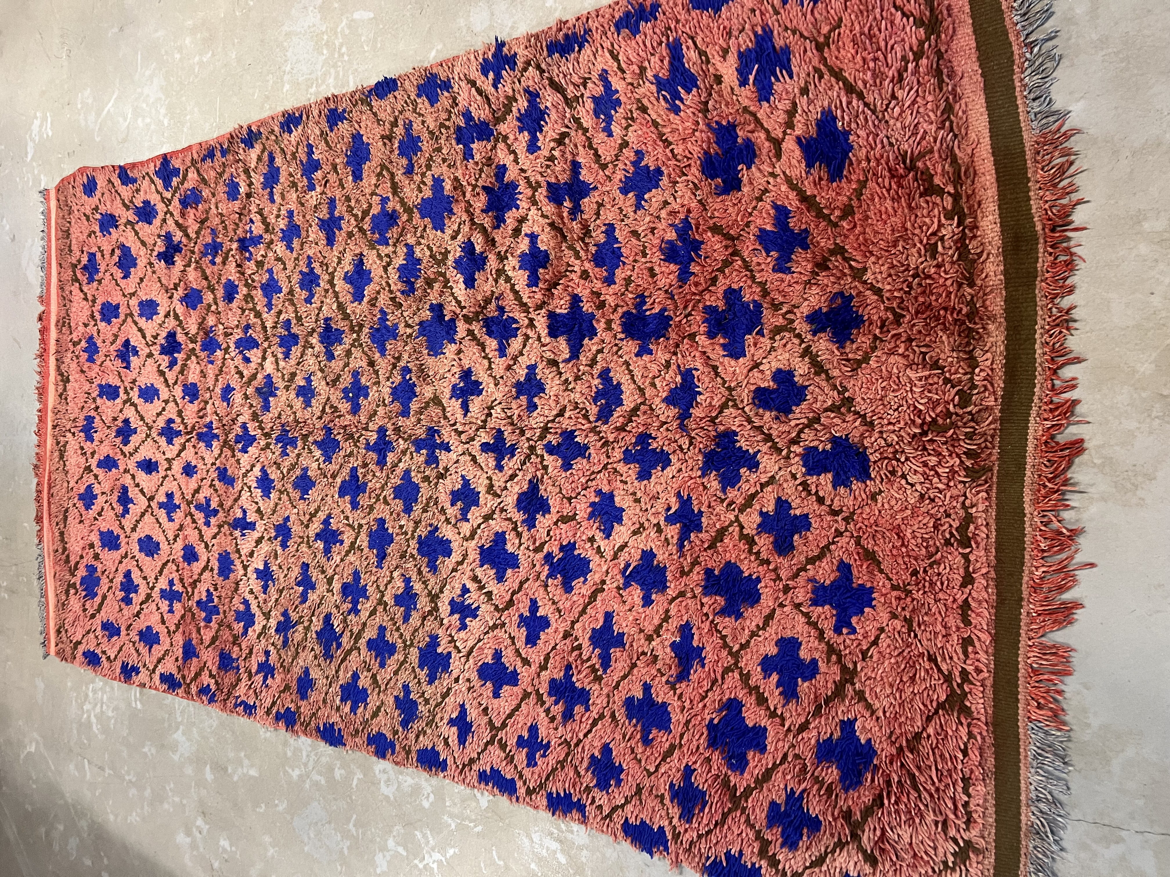 Vintage Boujaad Rug 280 x 148 - Moroccan Beni Ouarain rug